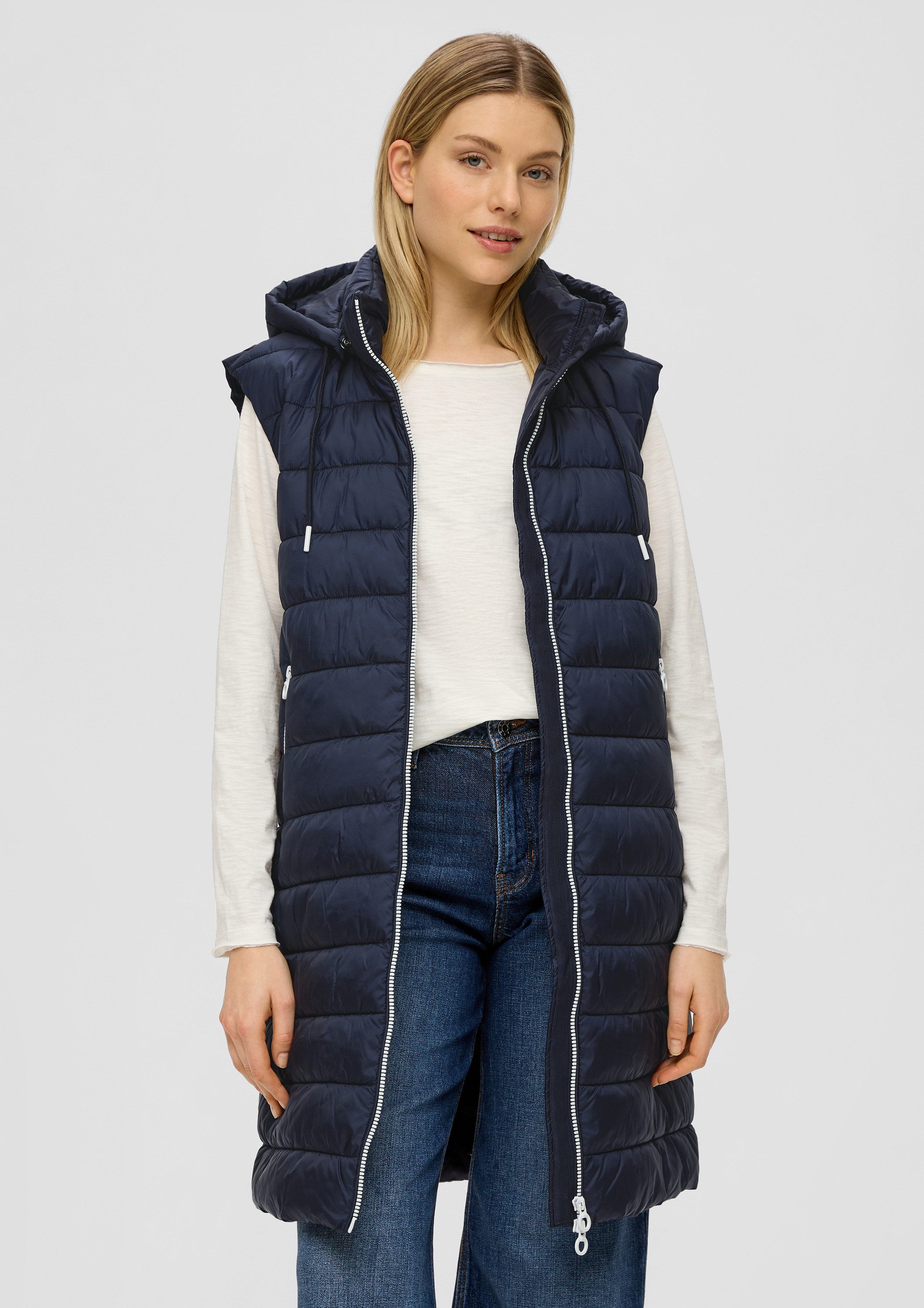 s.Oliver Outdoorjacke Outdoor-Weste Gesteppte Longweste mit abnehmbarer Kapuze