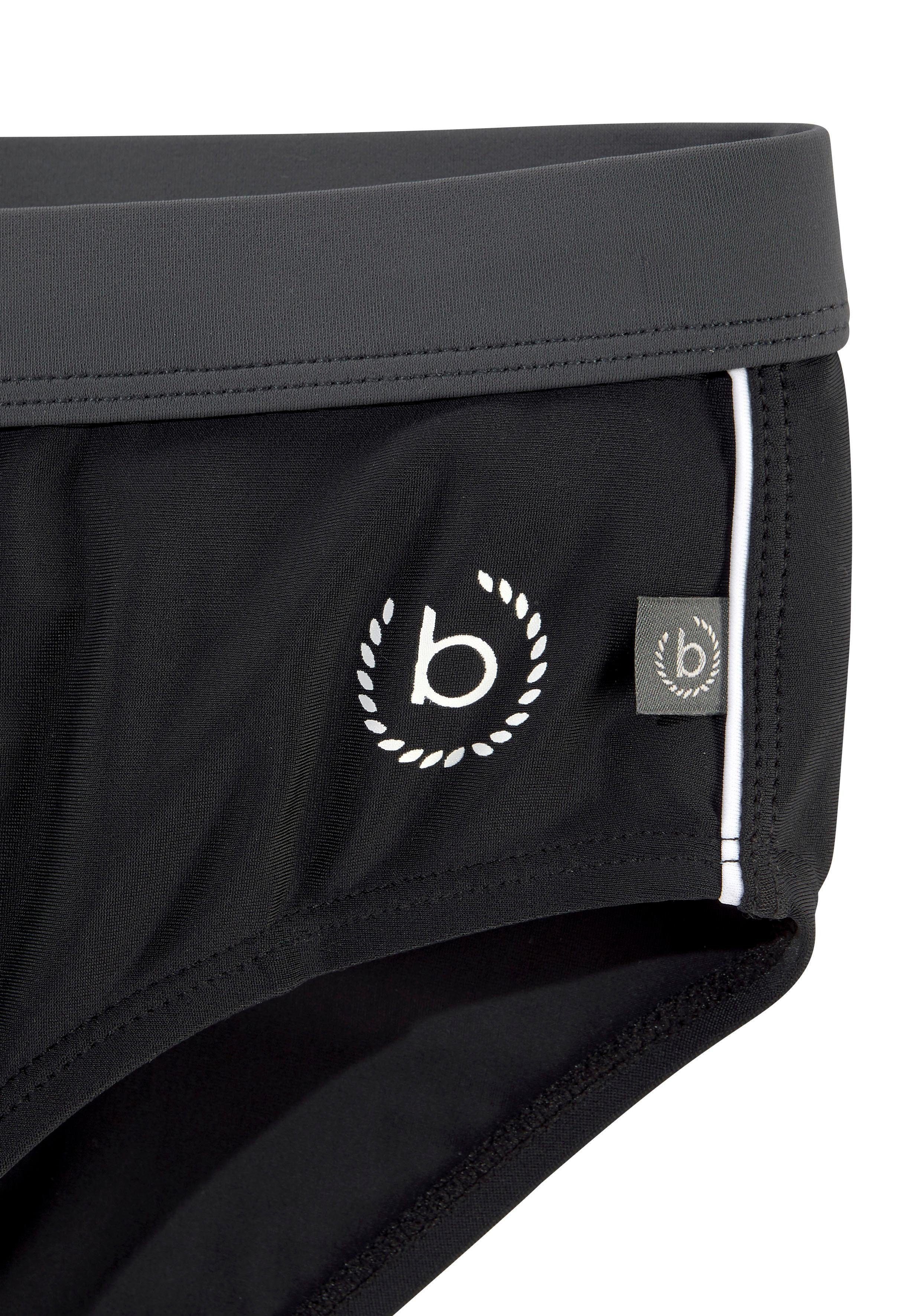 bugatti Badeslip Birk mit kontrastfarbenen Details günstig online kaufen
