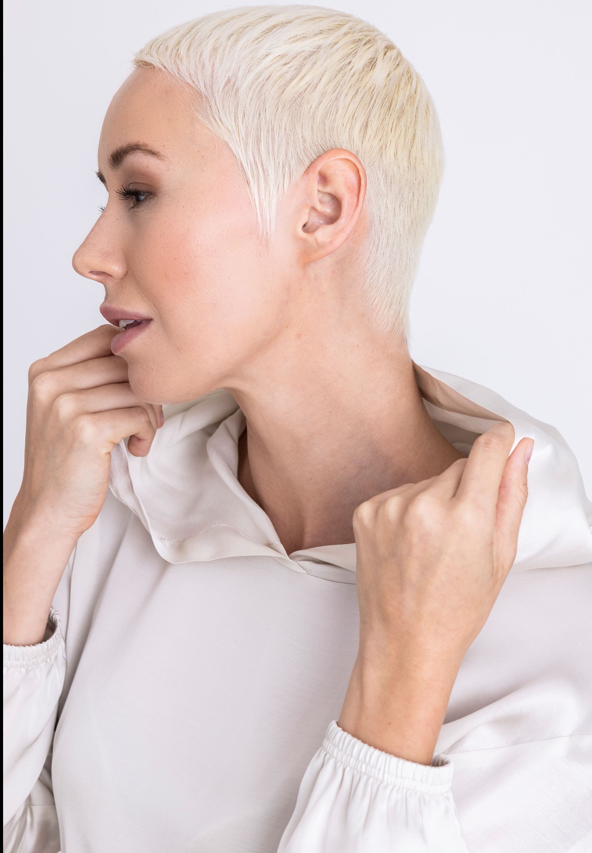 TUZZI Klassische Bluse mit Kapuze