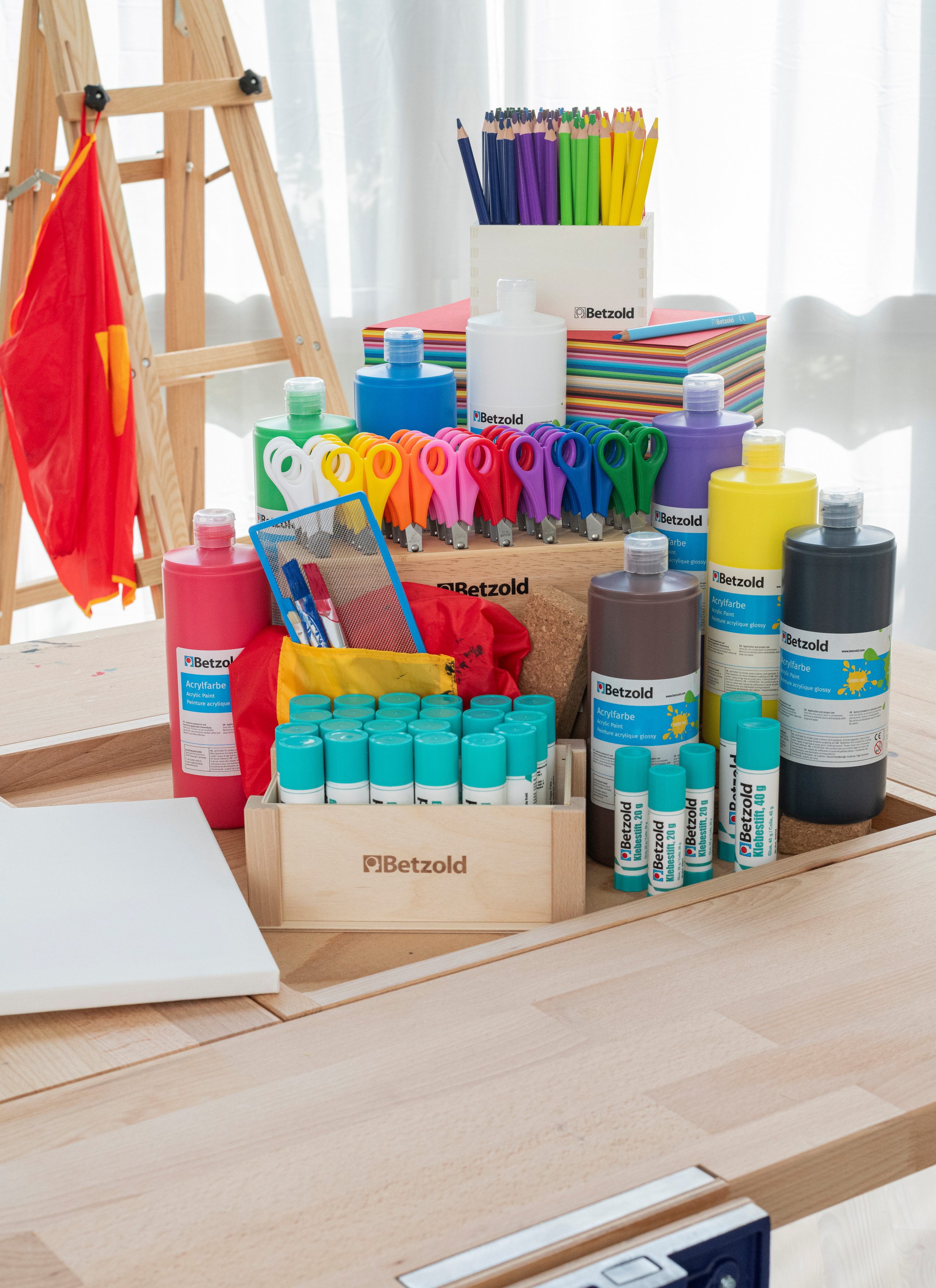 Betzold Haushaltsschere Scherenständer aus Holz, inkl. 32 Scheren