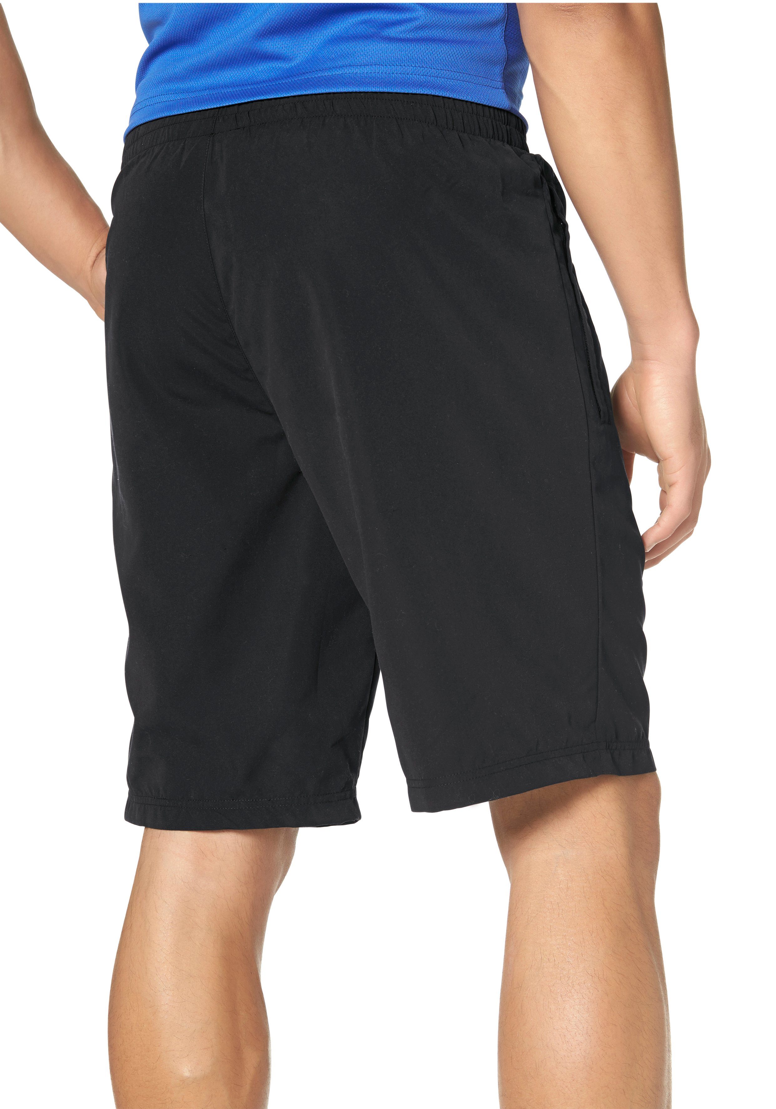 Funktionsshorts Bruno Material aus Schwarz recyceltem Banani