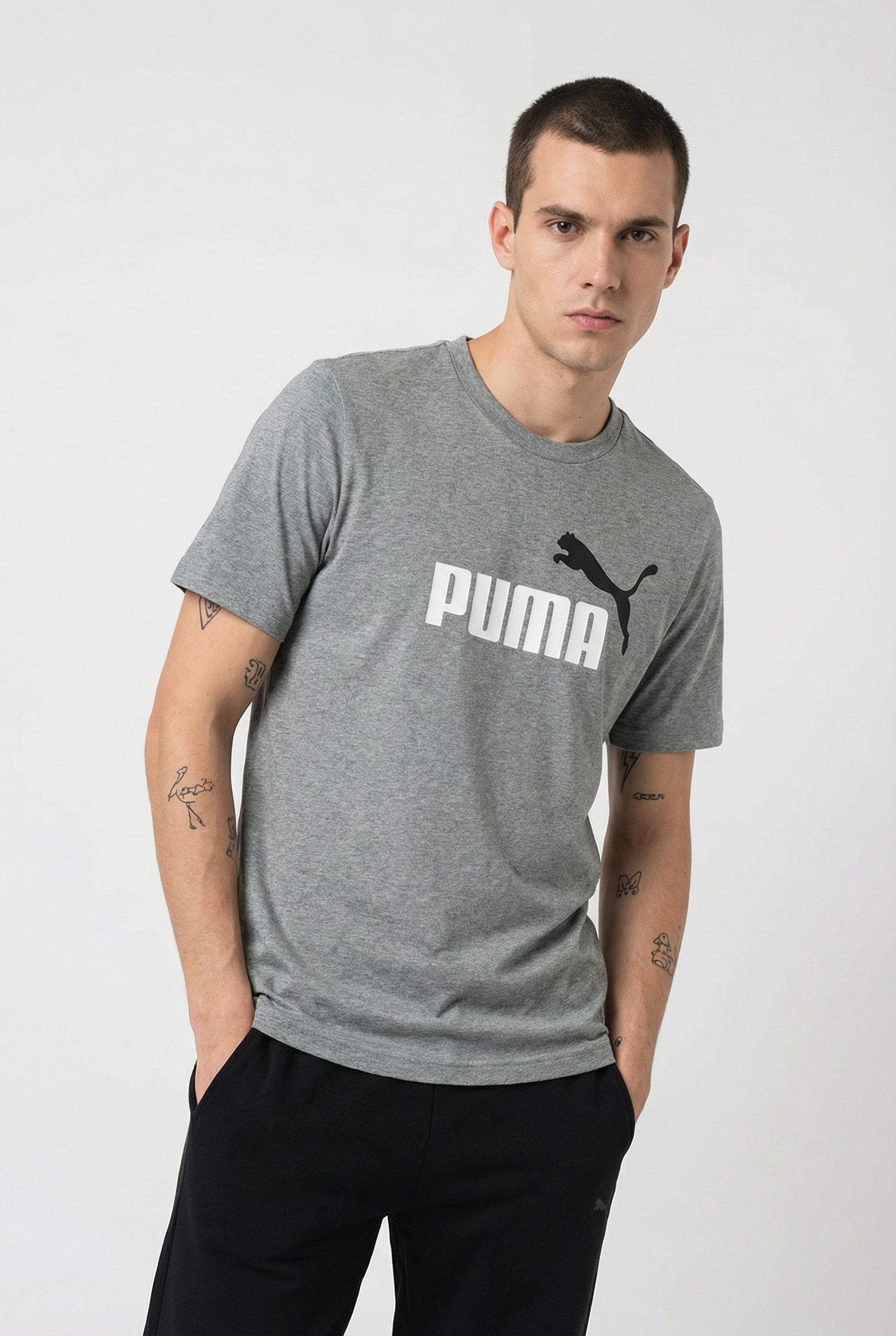 PUMA T-Shirt ESS 2 COLOR NO. 1 LOGO TEE Regular Fit, Kurzarm, Rundhalsausschnitt