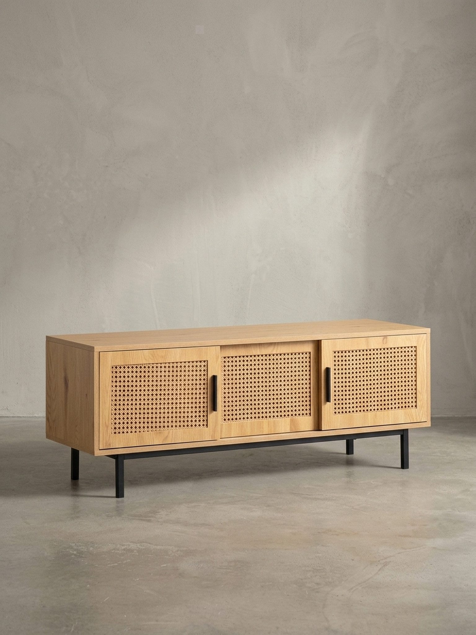 KADIMA DESIGN Lowboard Lowboard Eiche-Dekor mit Wiener Geflecht 120x45,5x40 cm TV-Kommode (Fernsehschrank, Fernsehkommode Wohnzimmer Rattan), Zeitlos mit Schiebe-Türen, Design TV-Schrank Hoch, Fernsehtisch