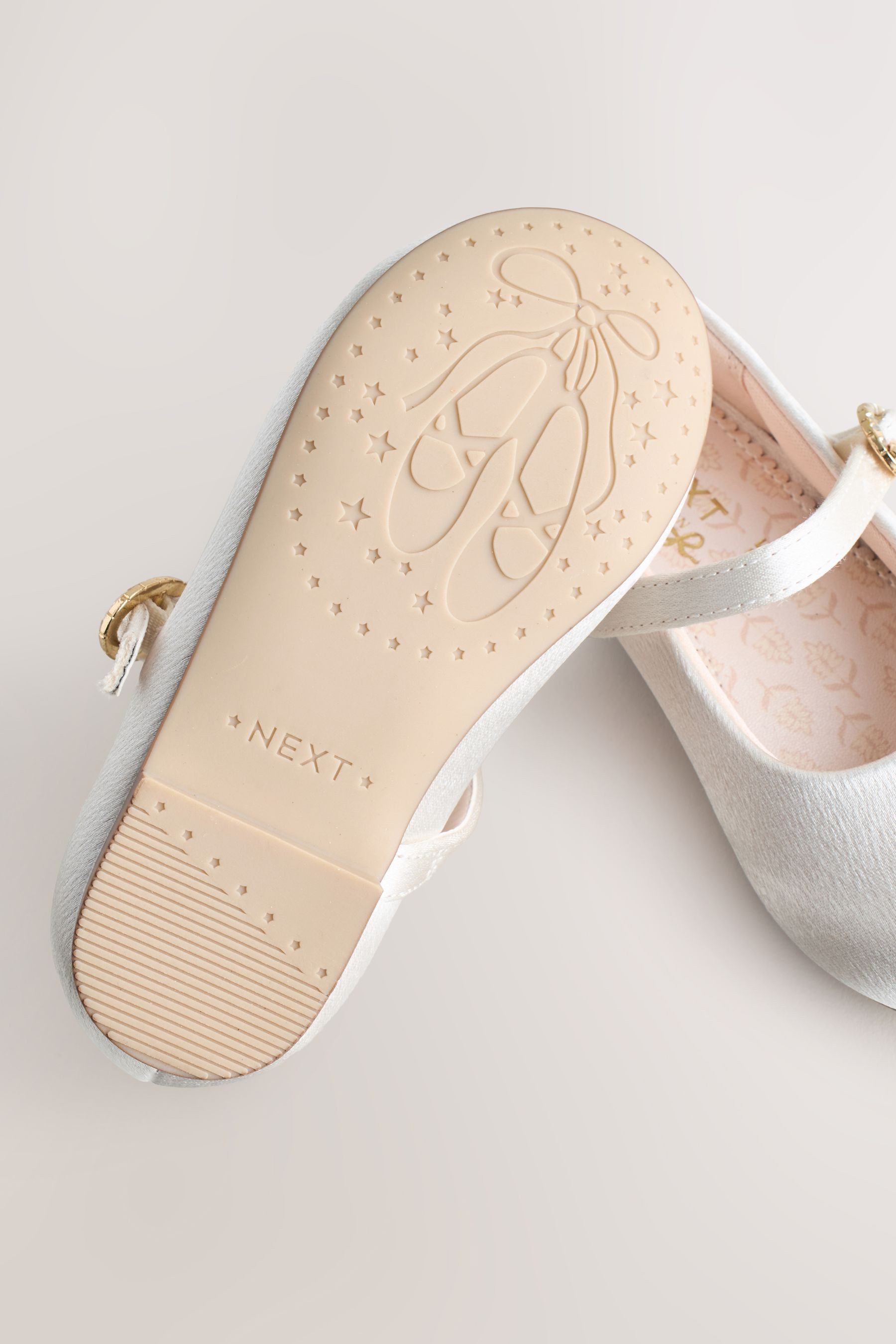 Next Elegante Mary-Jane-Pumps, Blumenmädchen, weit Mary-Jane-Schuhe (1-tlg)