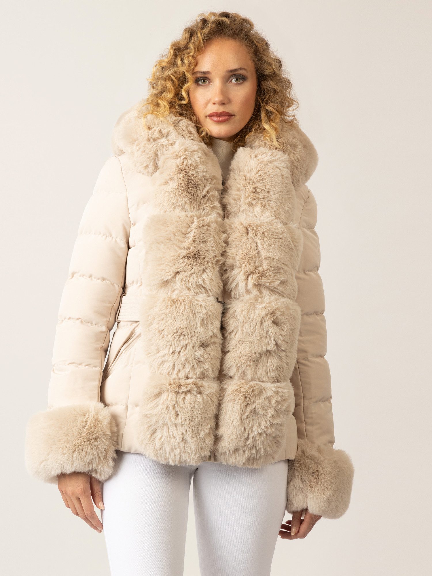 Apart Outdoorjacke mit Reißverschluss für den perfekten Winter-Look günstig online kaufen