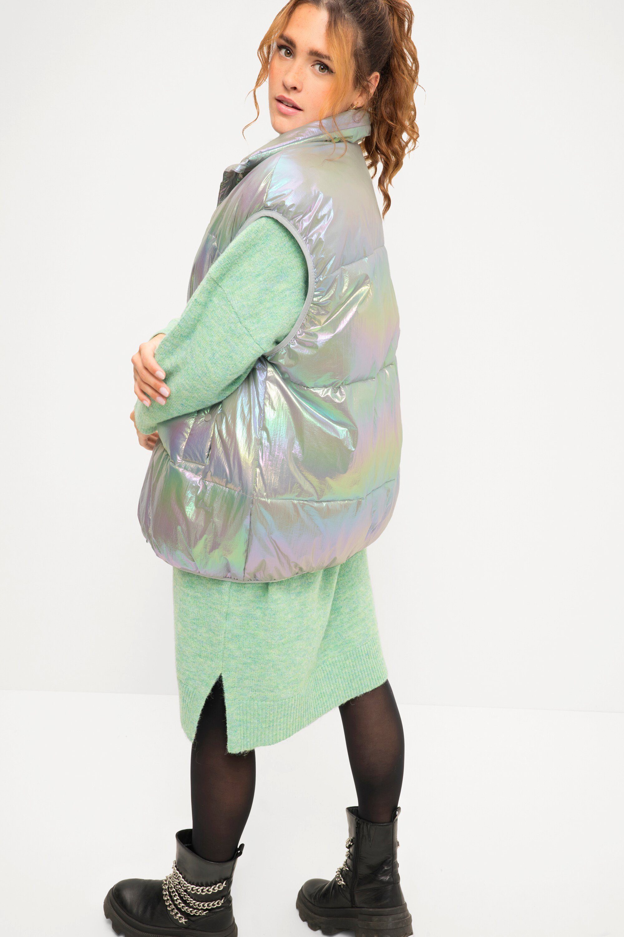 oversized Steppweste Holografic-Look Untold Studio Steppweste Stehkragen