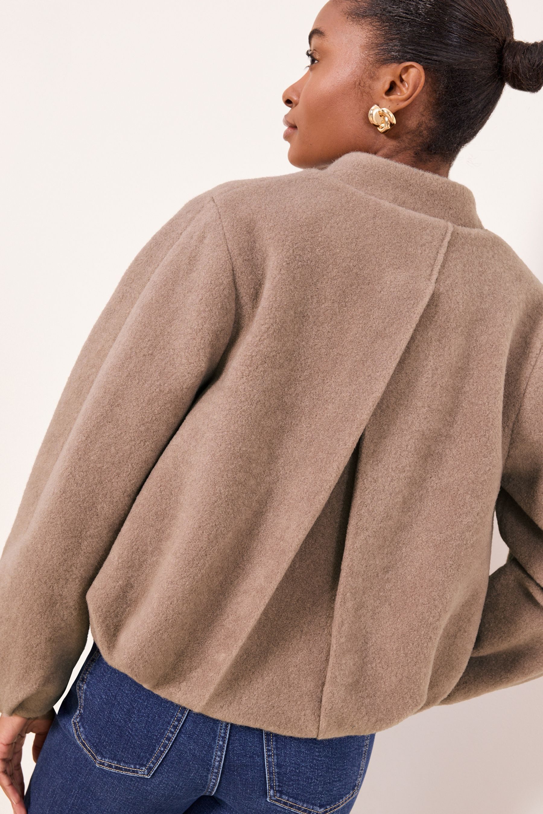 LIPSY Kurzjacke Lipsy kragenlose Jacke mit Ballonsaum (1-St) günstig online kaufen