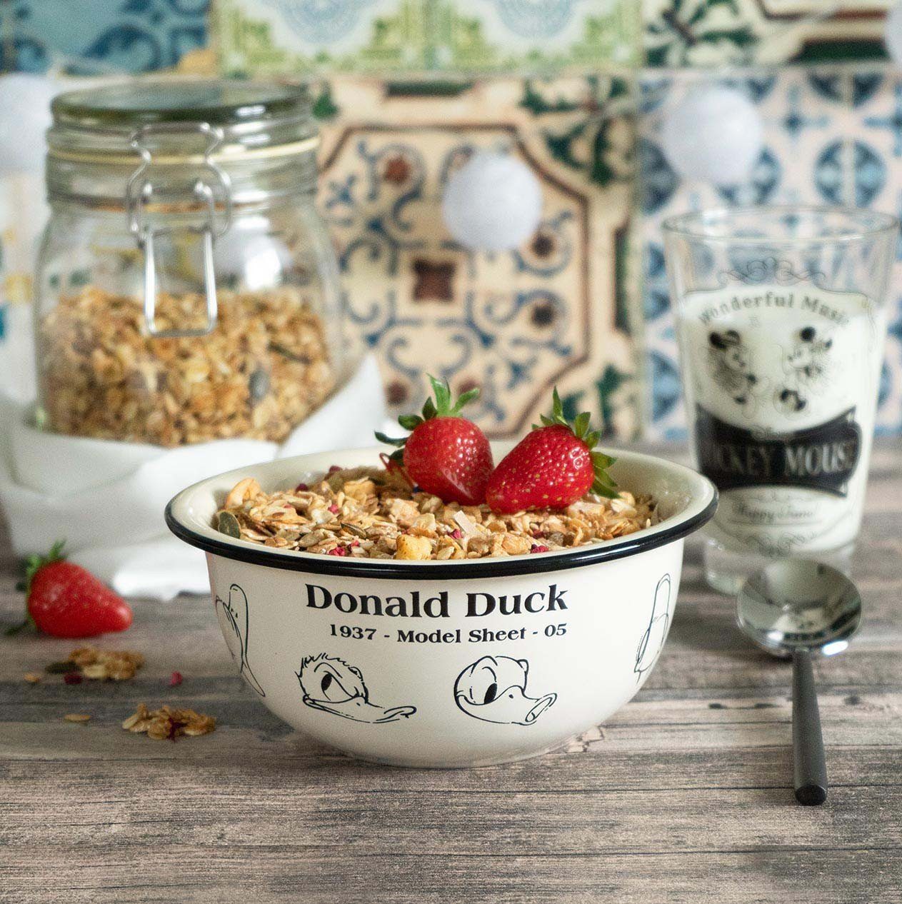 Geda Labels GmbH Müslischale Donald Duck Model Sheet Vintage, Keramik, (1-tlg), Beige, 600 ml, spülmaschinengeeignet