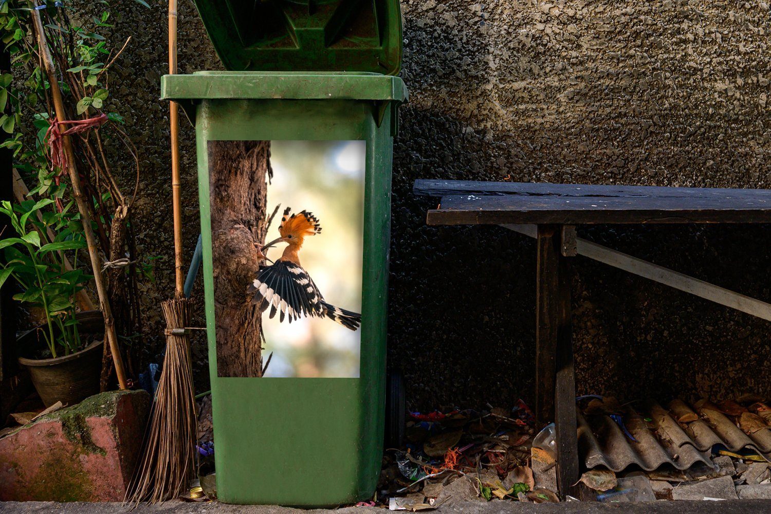 MuchoWow Wandsticker Vogel - Porträt Abfalbehälter Sticker, Baum (1 St), Container, Mülltonne, - Mülleimer-aufkleber