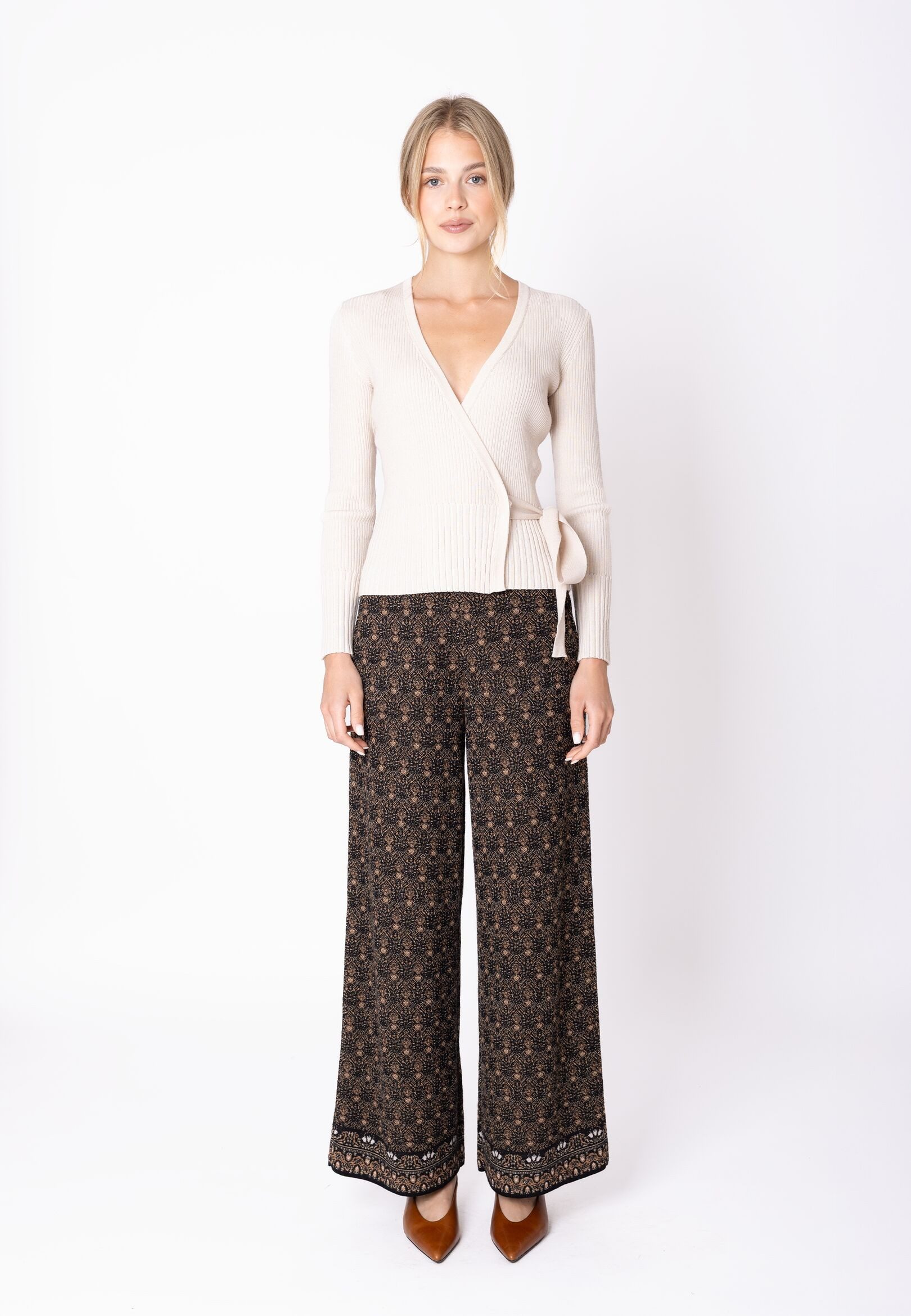 IVKO WOMAN Stoffhose mit fließendem Wide-Leg-Schnitt