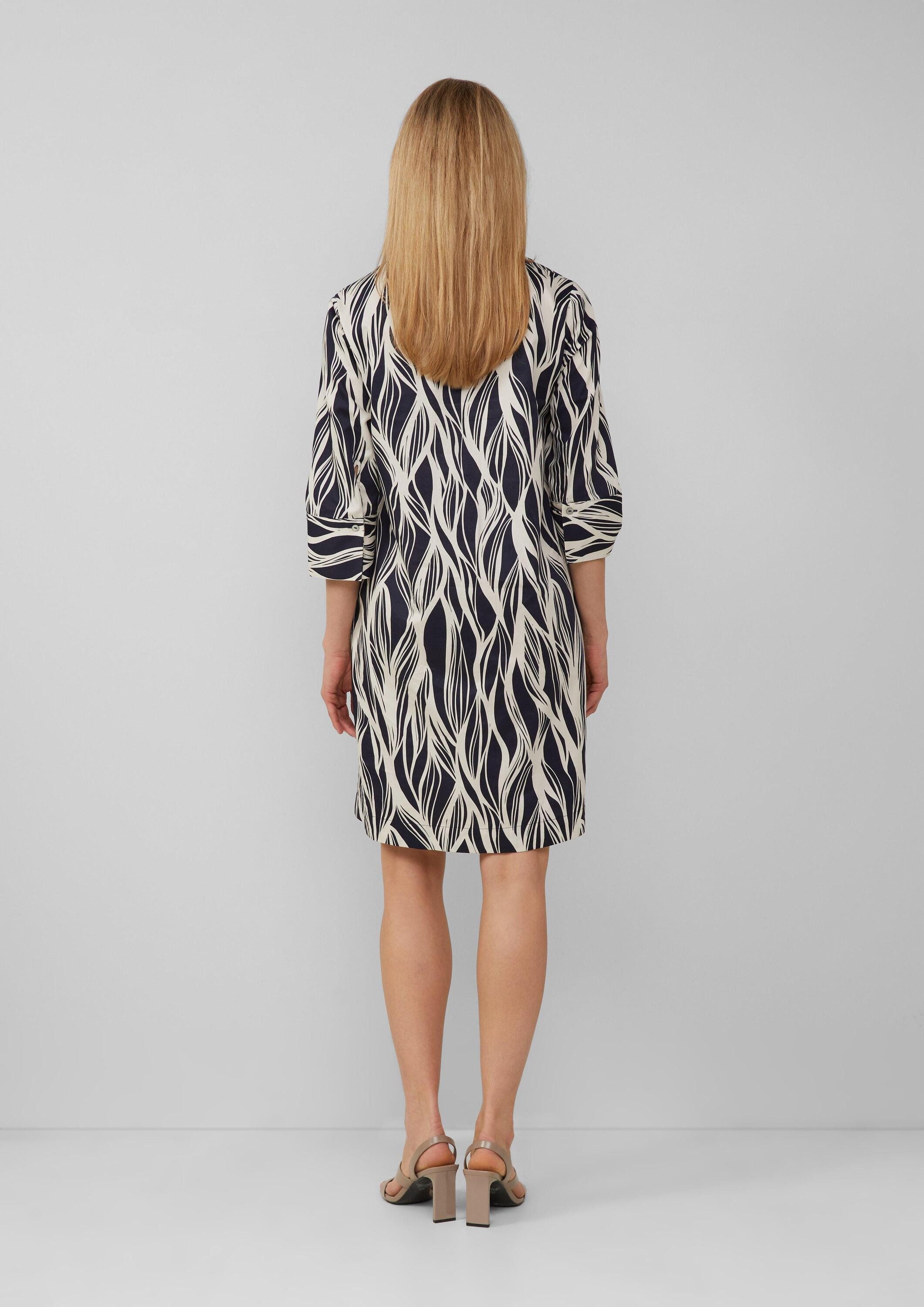 s.Oliver Minikleid Kleid Kurzes Popeline-Kleid mit Print und Knopfleiste