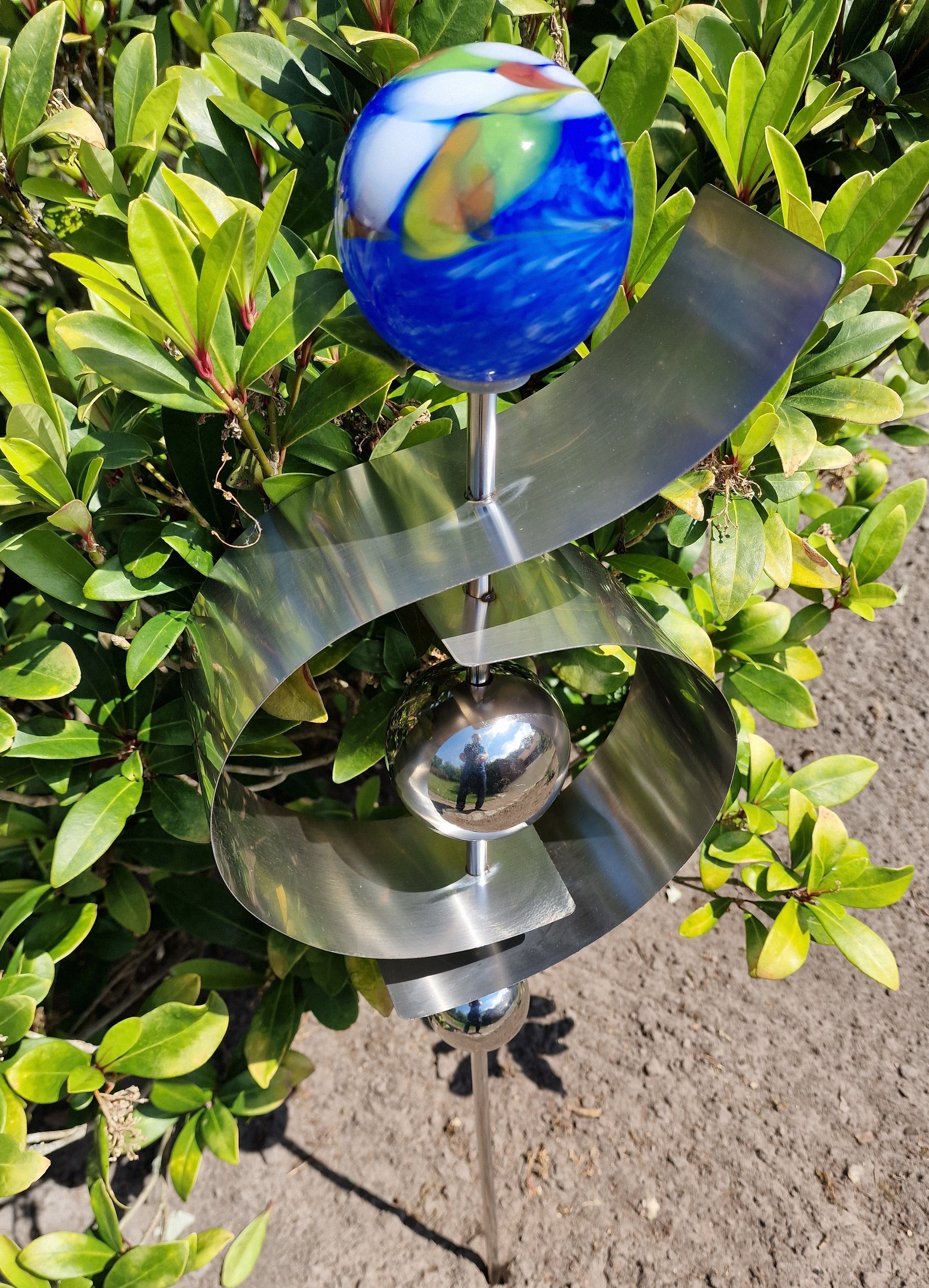 Jürgen Bocker Garten-Ambiente Glaszauber Beetstecker Jupiter 100 Blau cm aus Garten Edelstahl Glaskugel Gartenstecker
