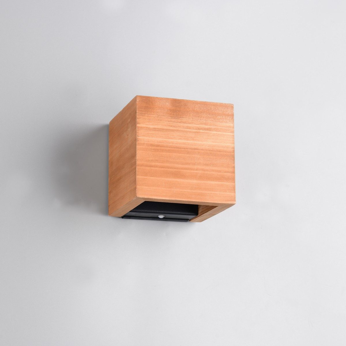 Reality Leuchten LED Wandleuchte Brad, LED fest integriert, Akkubetrieb, Bewegungssensor, aus natürlichem Holz