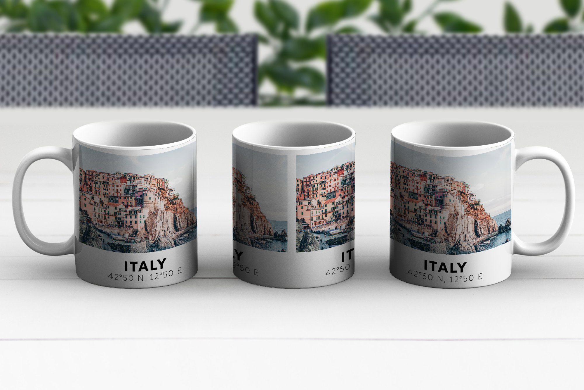 Geschenk Keramik, Teetasse, Häuser Becher, MuchoWow - Berg, - Tasse Teetasse, Italien Kaffeetassen,
