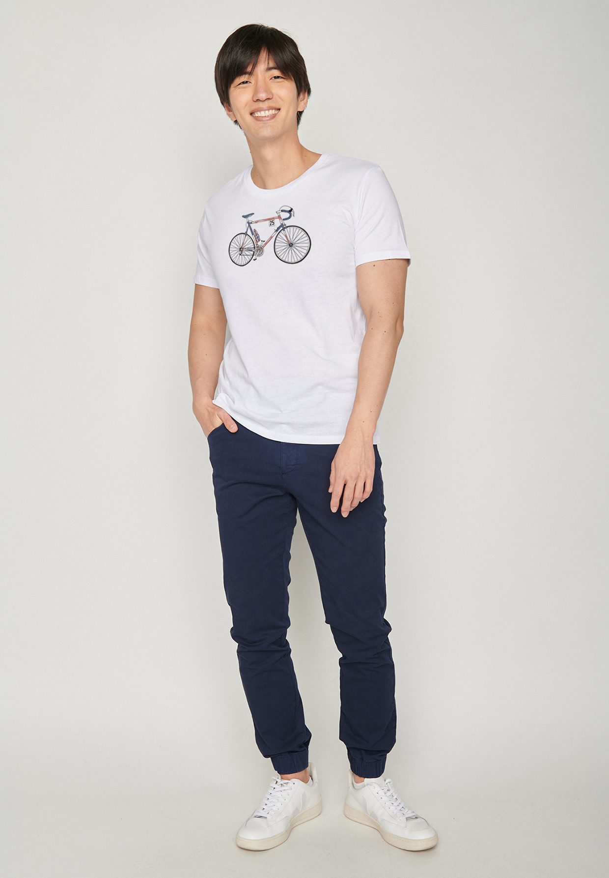 GreenBomb T-Shirt Guide Bike Mikkel Motiv Fahrrad (1-tlg., 1) klassischer Schnitt, tailliert, Rundhalsausschnitt, Bio-Baumwolle