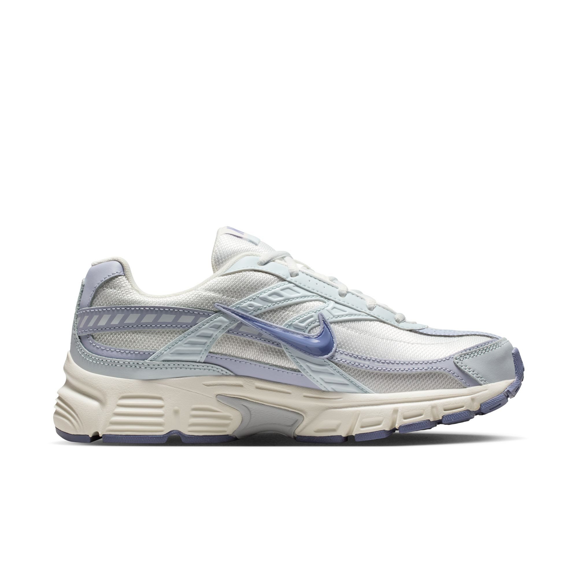 Nike Sportswear Initiator Sneaker inspiriert vom Design des Nike P-6000