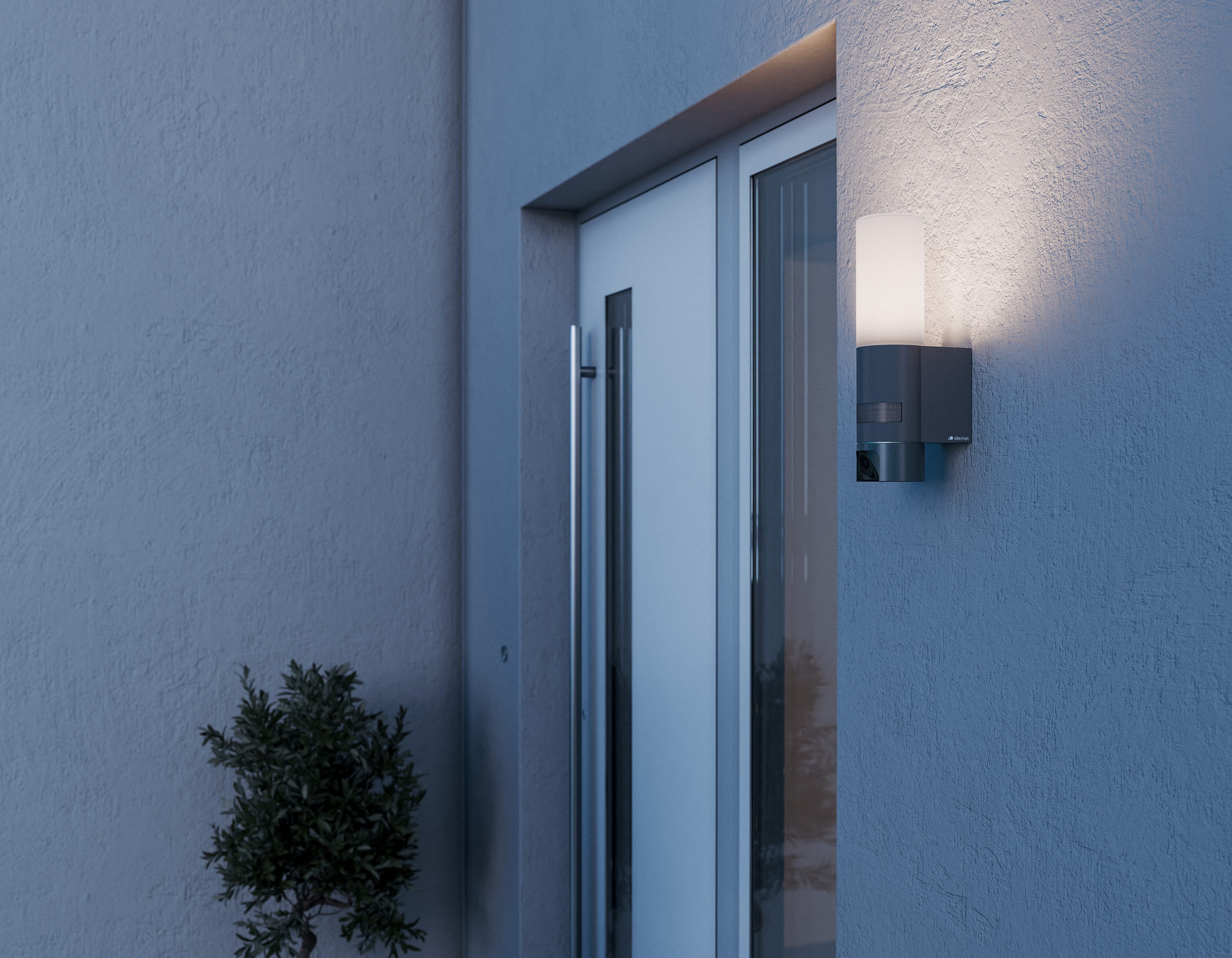 steinel Außen-Wandleuchte L 625 CAM SC, LED fest integriert, Warmweiß, 4 in 1 - Außenleuchte, Kamera, Bewegungssensor, Gegensprechanlage