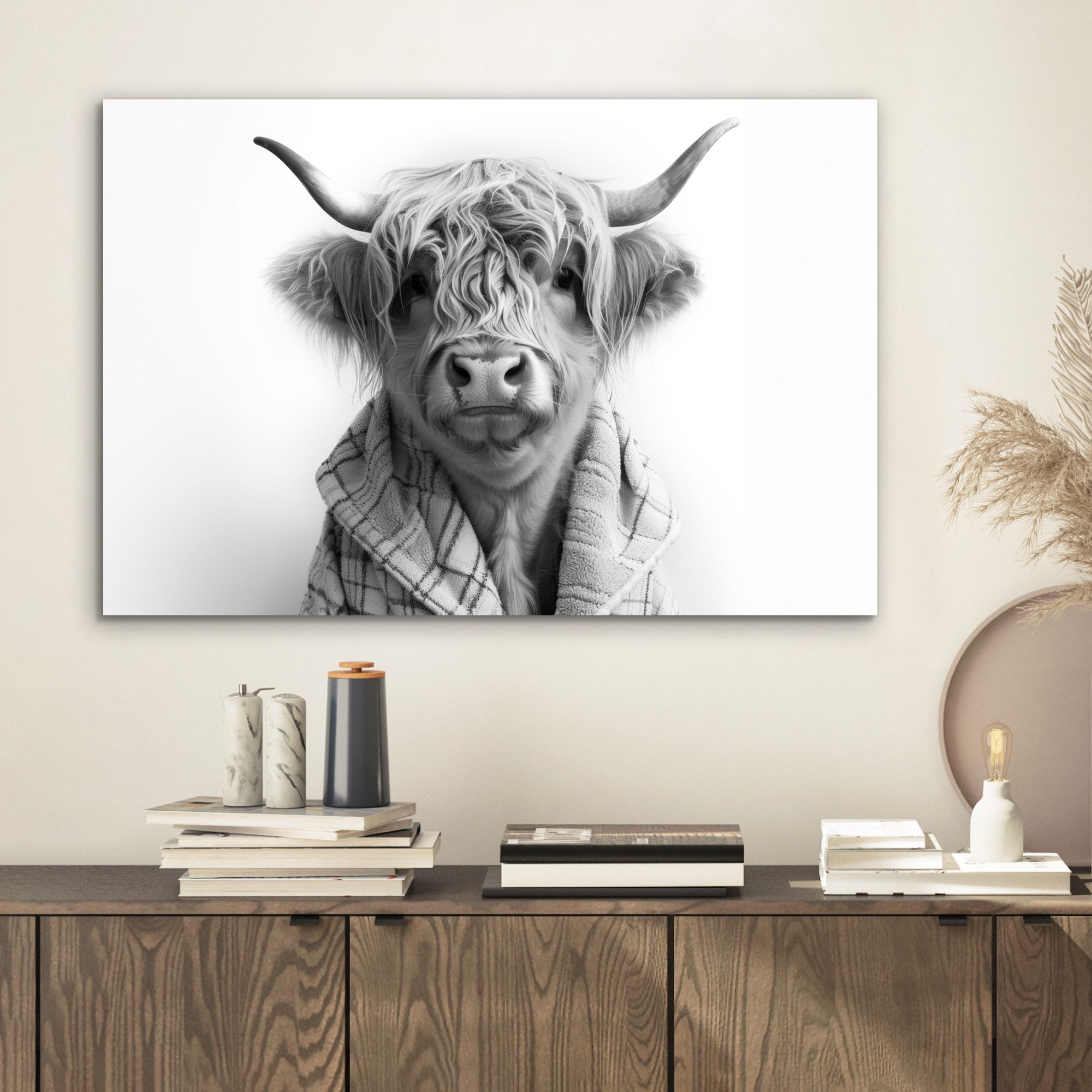 MuchoWow Metallbild Schottischer Highlander - Kuh - Bademantel - Schwarz und weiß, Inkl. Aufhängung, Metallbilder Badezimmer, Toilette Bilder aus Metall, 60x40 cm