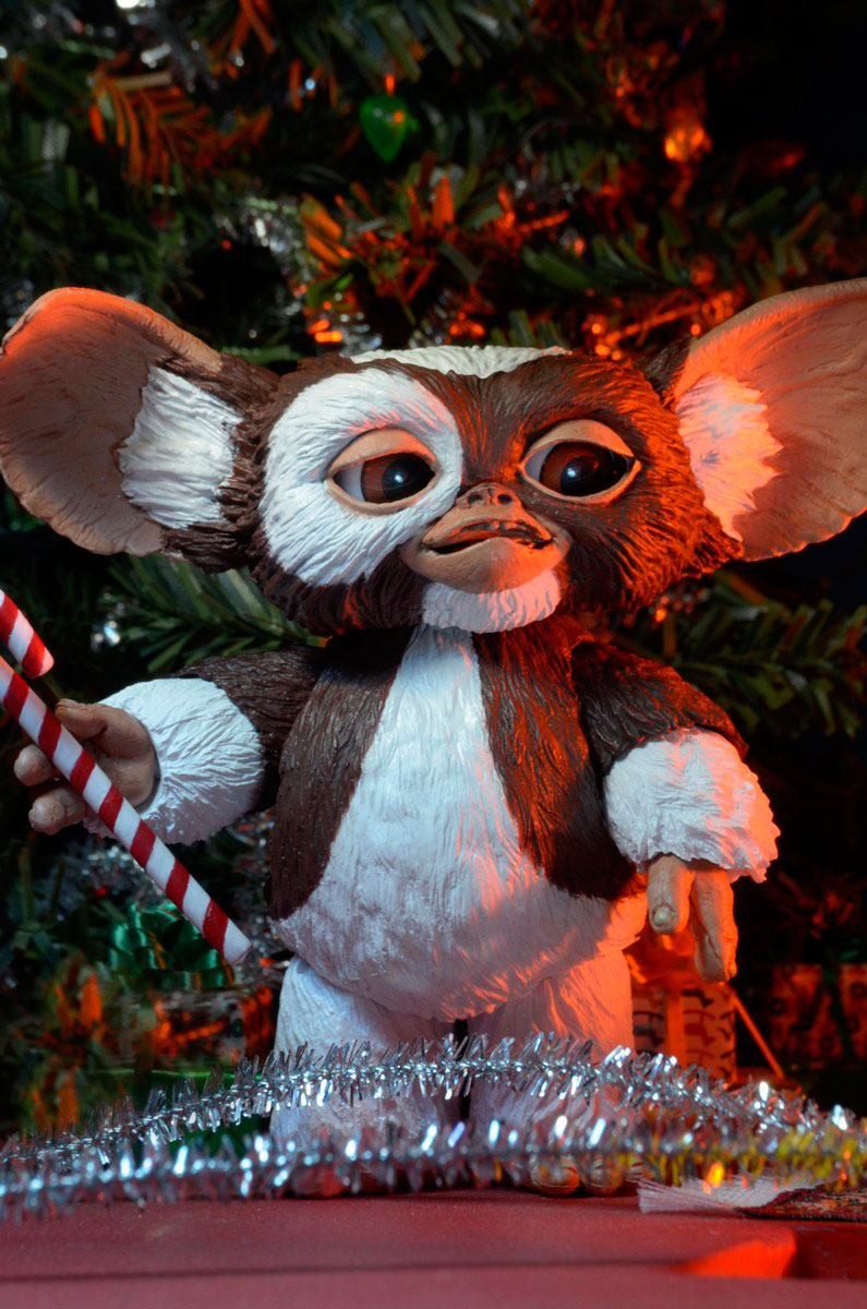 NECA Actionfigur Gremlins Ultimate Actionfigur Gizmo 12 cm, (1-tlg), wird mit massig Zubehör geliefert