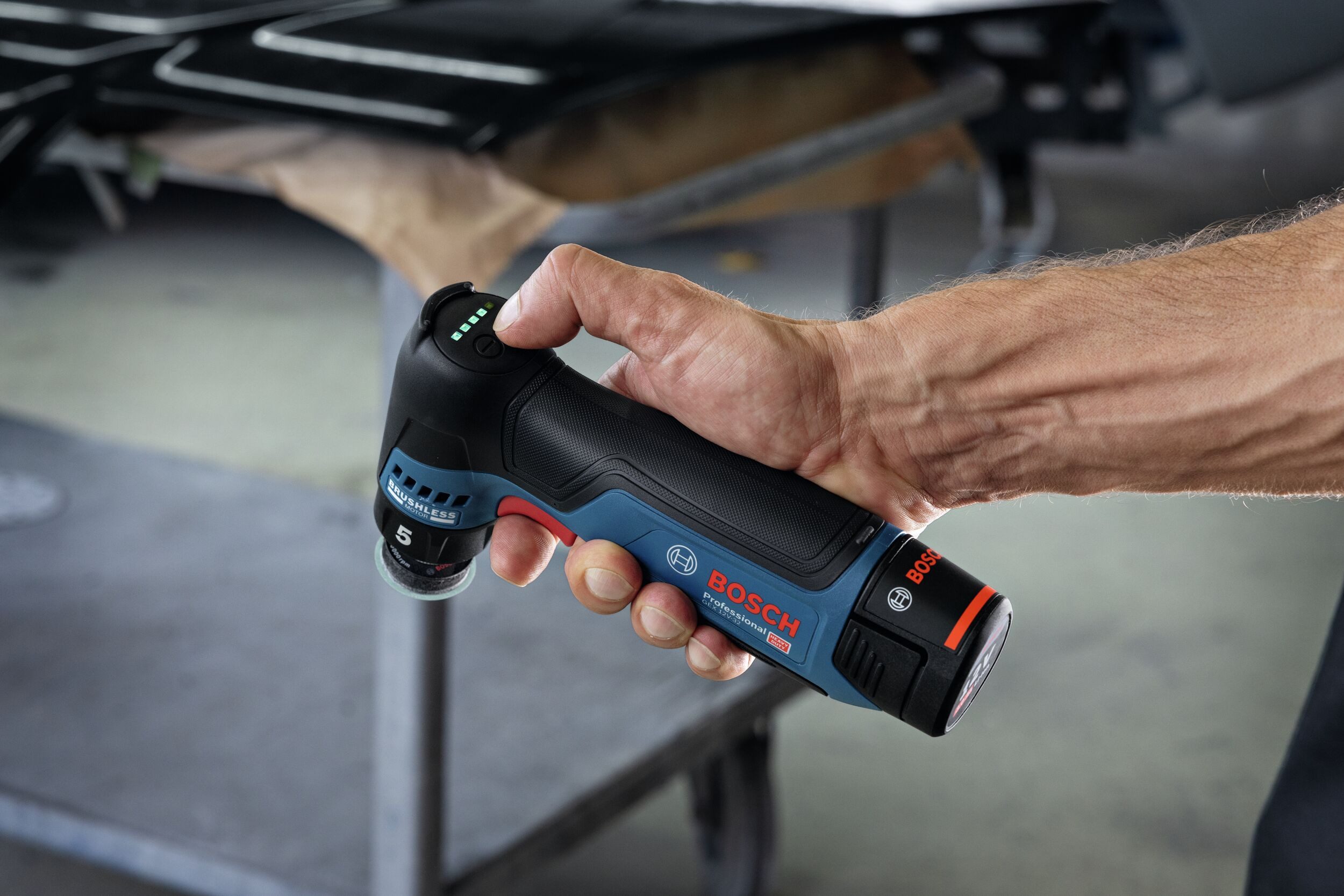 BOSCH Akku-Exzenterschleifer GEX 12V-32, max. 8000 U/min, 16000 U/min, Ohne Akku - im Karton