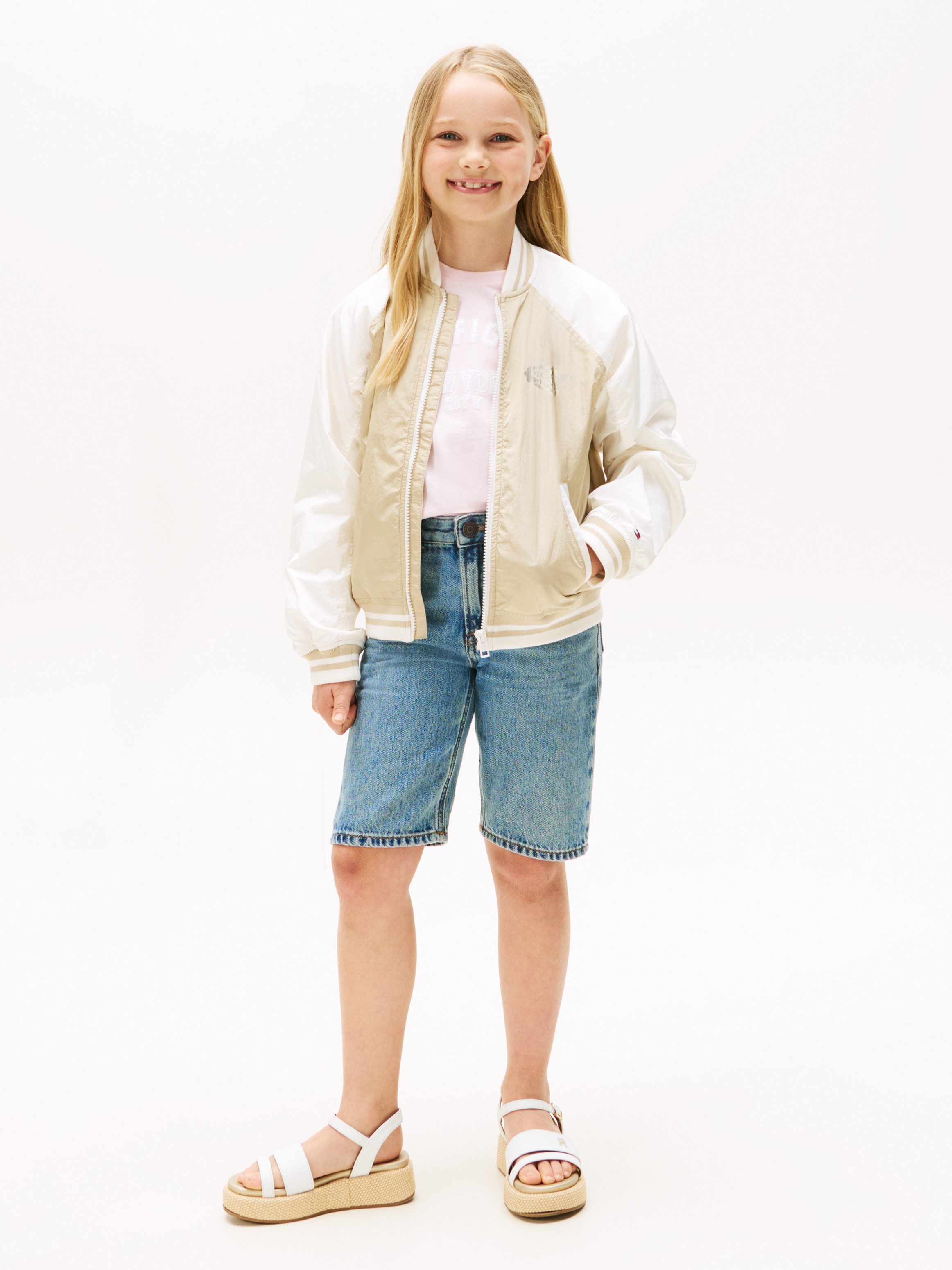 Tommy Hilfiger Blouson BUTTERFLY GRAPHIC BOMBER JACKET für Kinder bis 16 Jahre, mit glänzendem Butterfly-Print