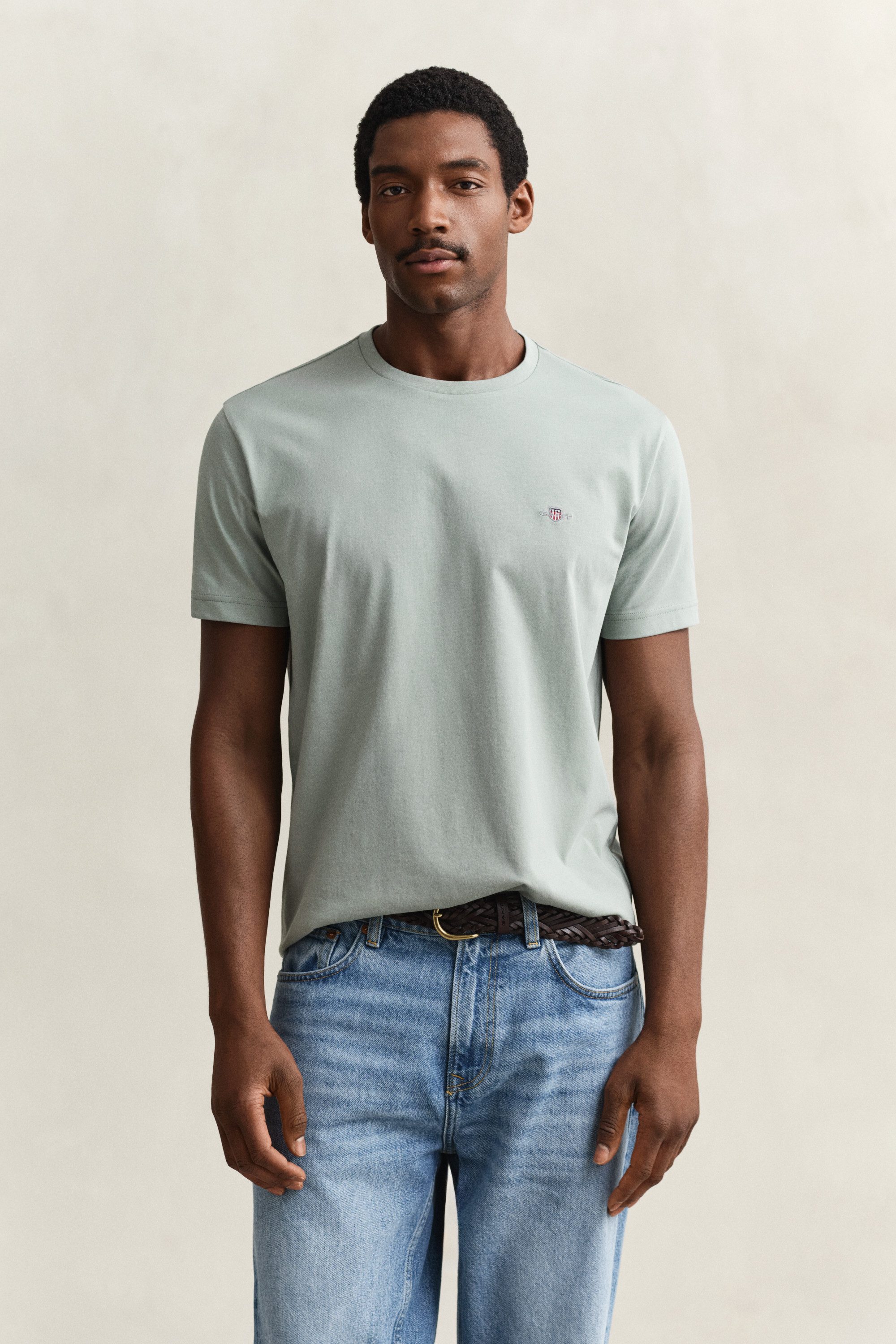Gant T-Shirt REG SHIELD SS T-SHIRT mit Logostickerei auf der Brust günstig online kaufen