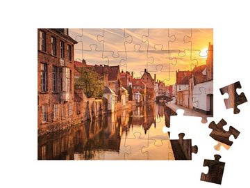 puzzleYOU Puzzle Stadtzentrum von Brügge im Morgenlicht, Belgien, 48 Puzzleteile, puzzleYOU-Kollektionen Belgien