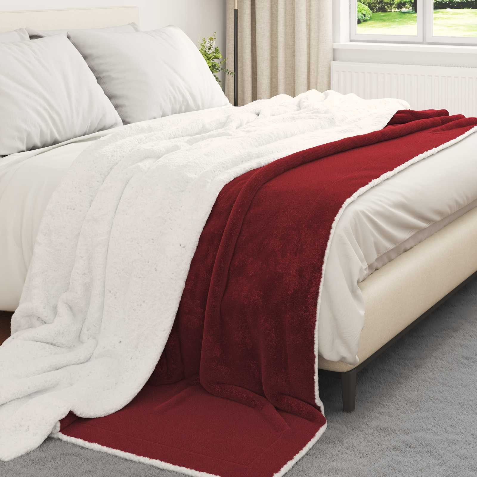 vidaXL Bettüberwurf Überwurfdecke Bordeauxrot 240 x 270 cm Fleece