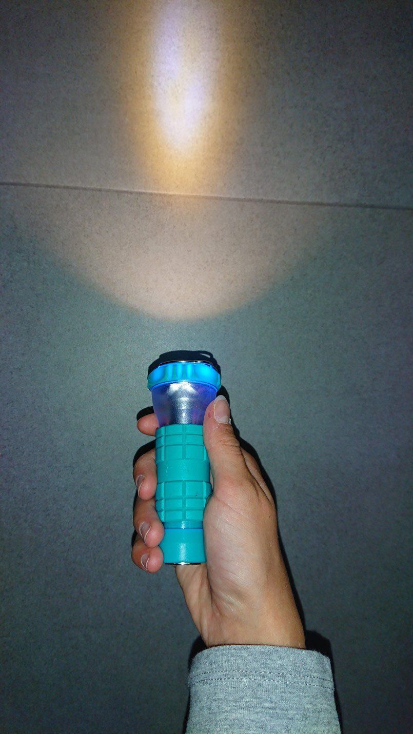 Taschenlampe Tischleuchte Hängelampe Akku spritzwassergeschützt, LED Tisch-Tageslichtlampe LED