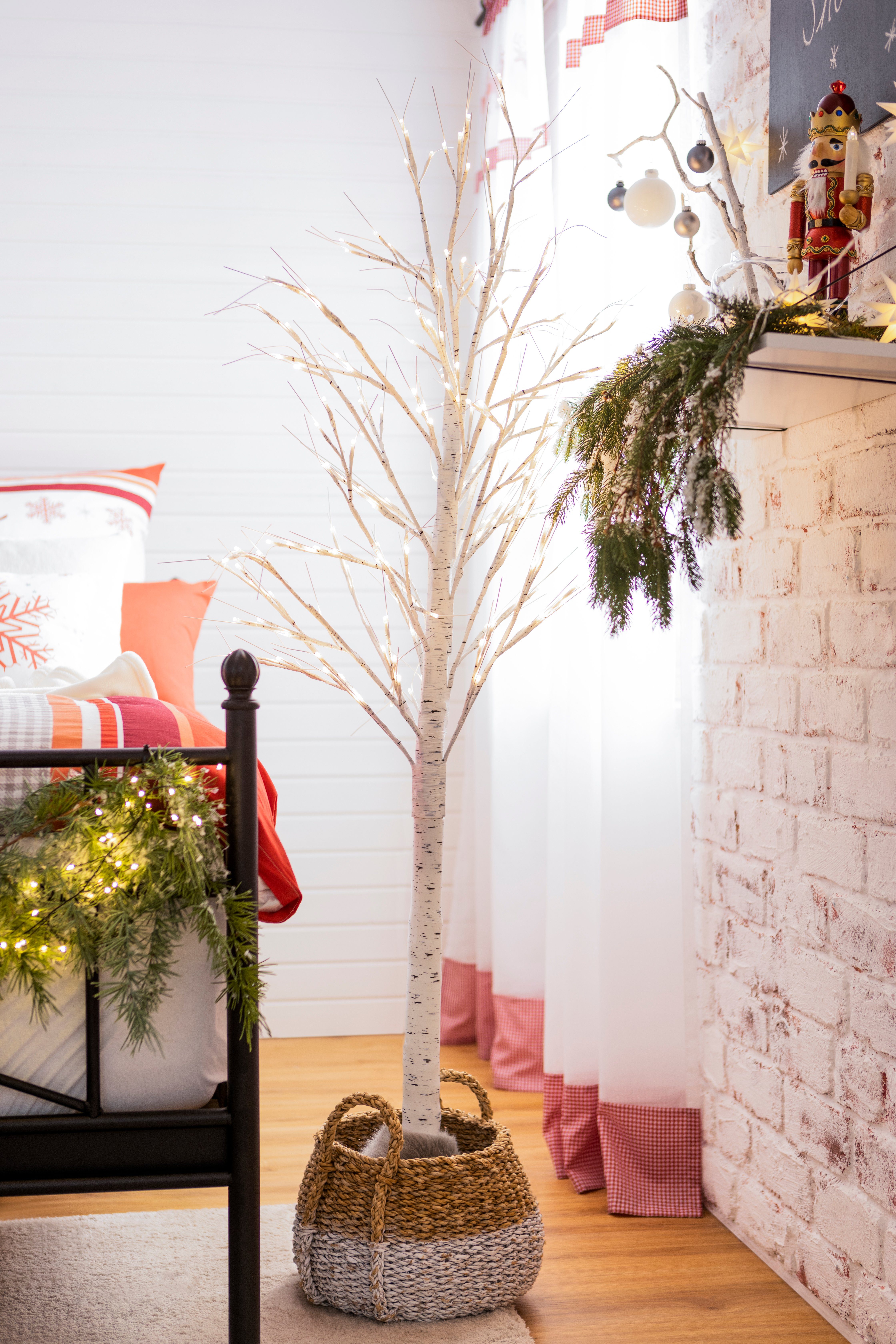 LEDs, aussen Warmweiß, Baum integriert, fest Timerfunktion, Weihnachtsdeko BONETTI zahlreichen mit Birkenbaum, LED LED
