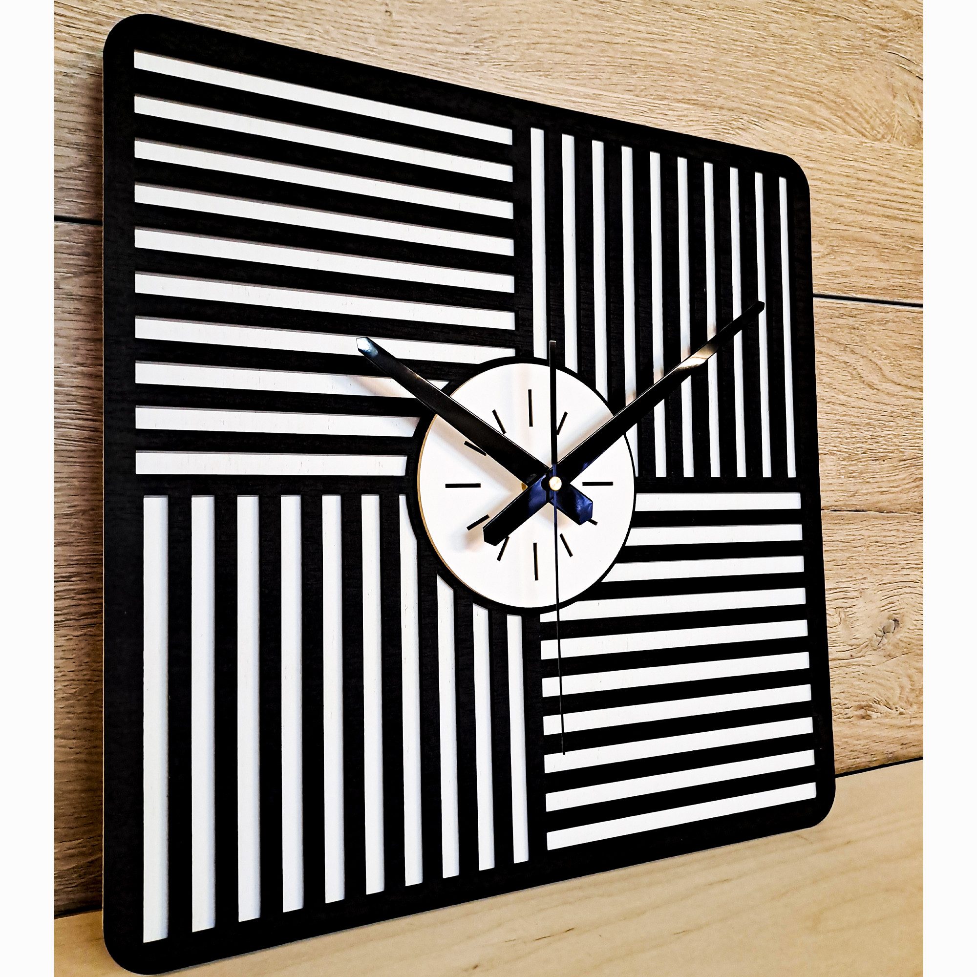 ORNAMENTI Wanduhr Groß,moderne Wanduhr,geometrisch, Lamellen, quadratisch, günstig online kaufen