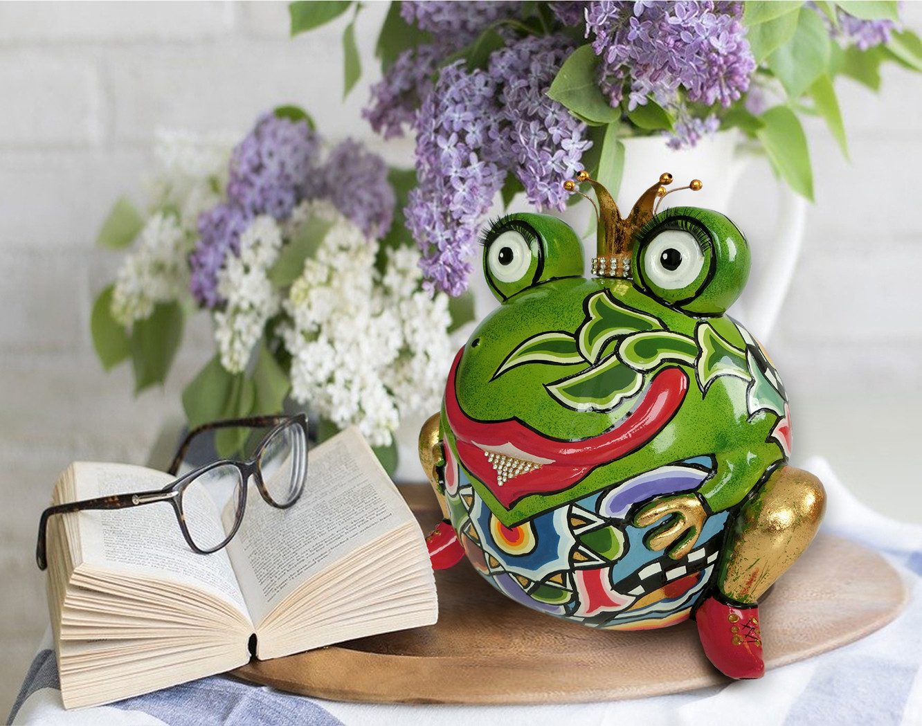 Tom`s Drag Skulptur Frosch Carlos, perfekt zu jedem Anlass, Geburtstag, Weihnachten. Sammelfigur
