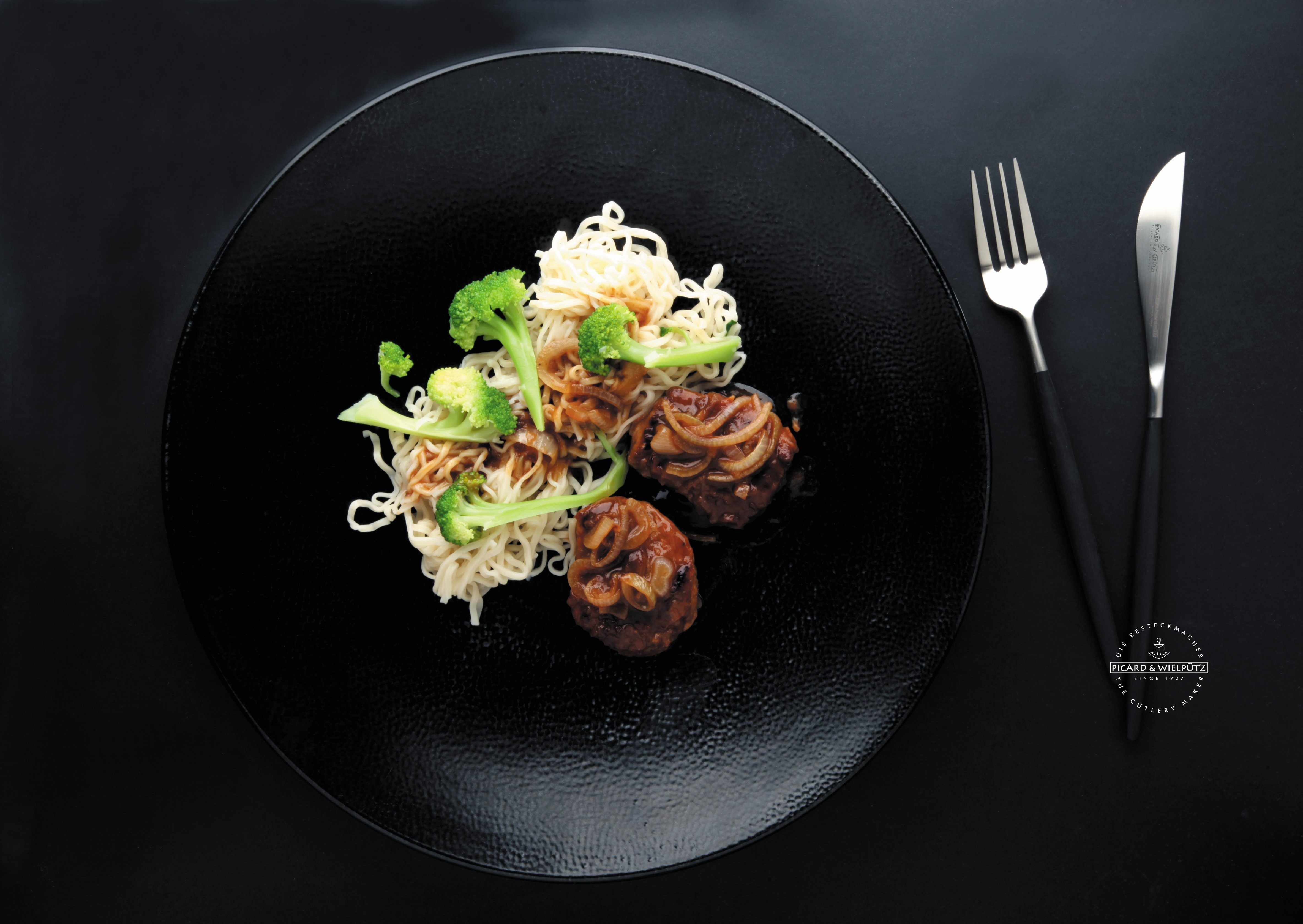 Picard & Wielpütz Solingen Besteck-Set Franzi, im Geschenkkarton, wahlweise als 24- oder 30-teiliges Set (24-tlg), 6 Personen, Chromnickelstahl 18/10, modernes und außergewöhnliches Design