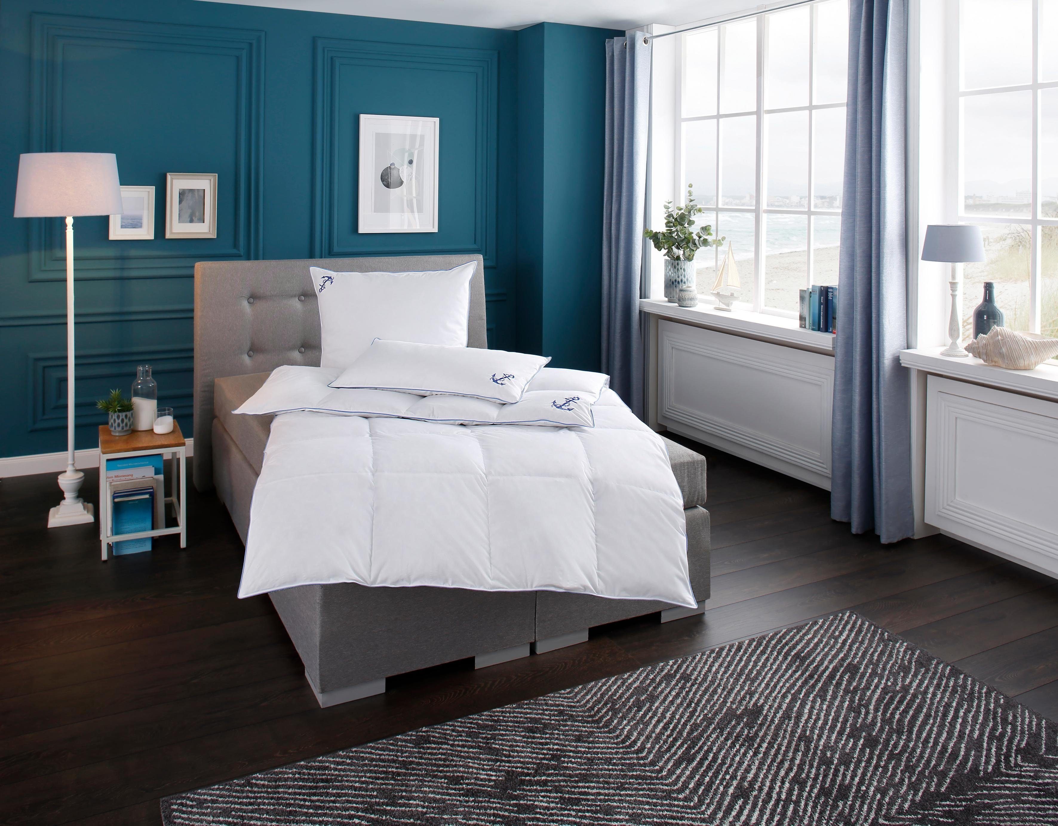 RIBECO Federbettdecke Anker, Füllung: Federn & Daunen, Bezug: Baumwolle, mit aufwendiger Anker-Stickerei