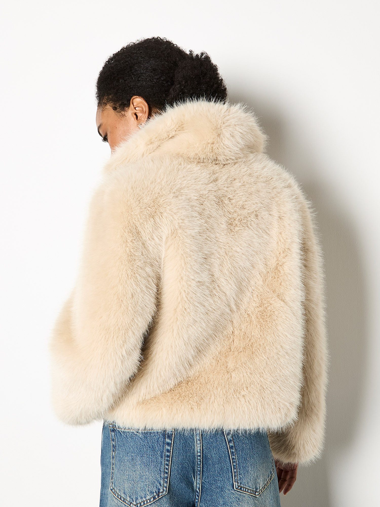 Apricot Fellimitatjacke Kurzjacke aus Kunstfell – Bild 5 von 5