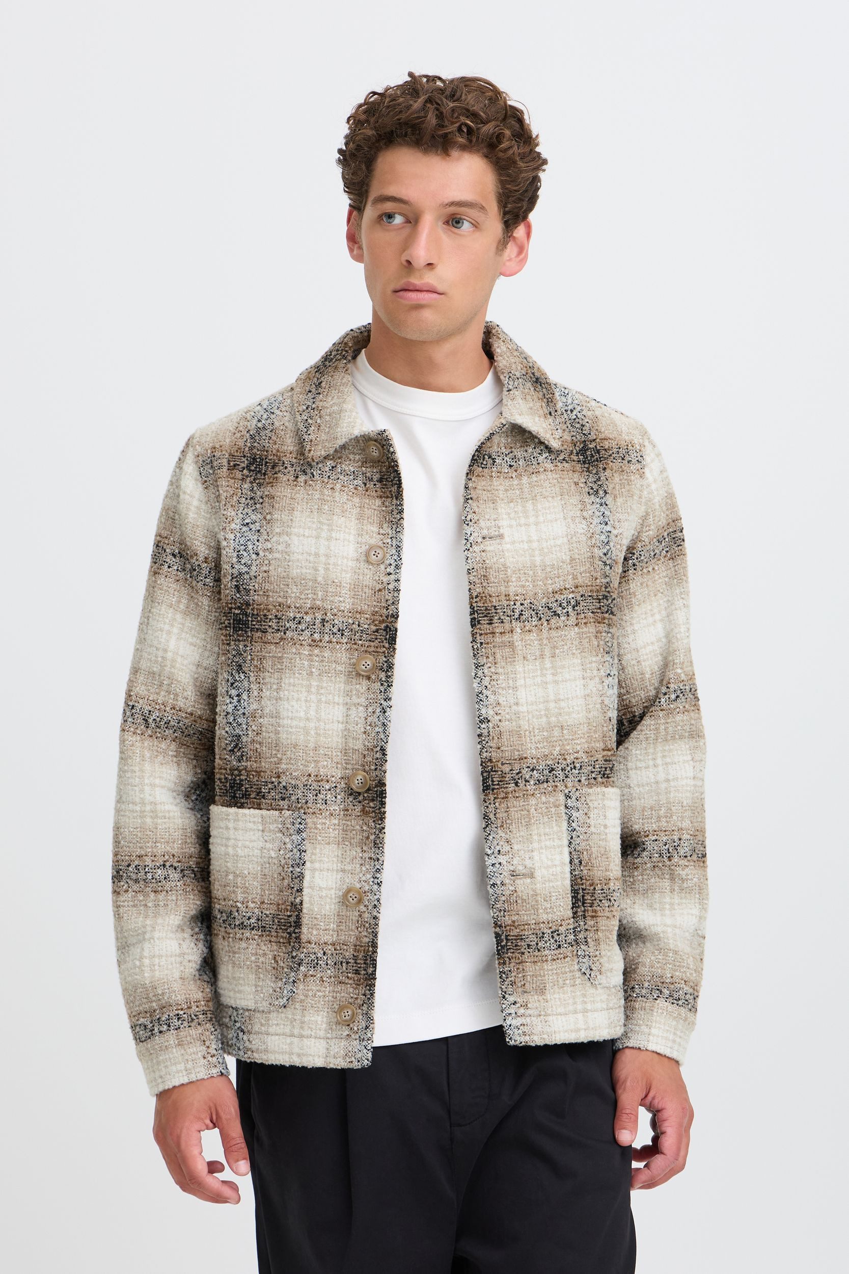 Casual Friday Blouson Großkaro Kentkragen Brusttaschen für Herren (1-St) Großes Karo, Kentkragen, Knopfleiste, Zwei Brusttaschen