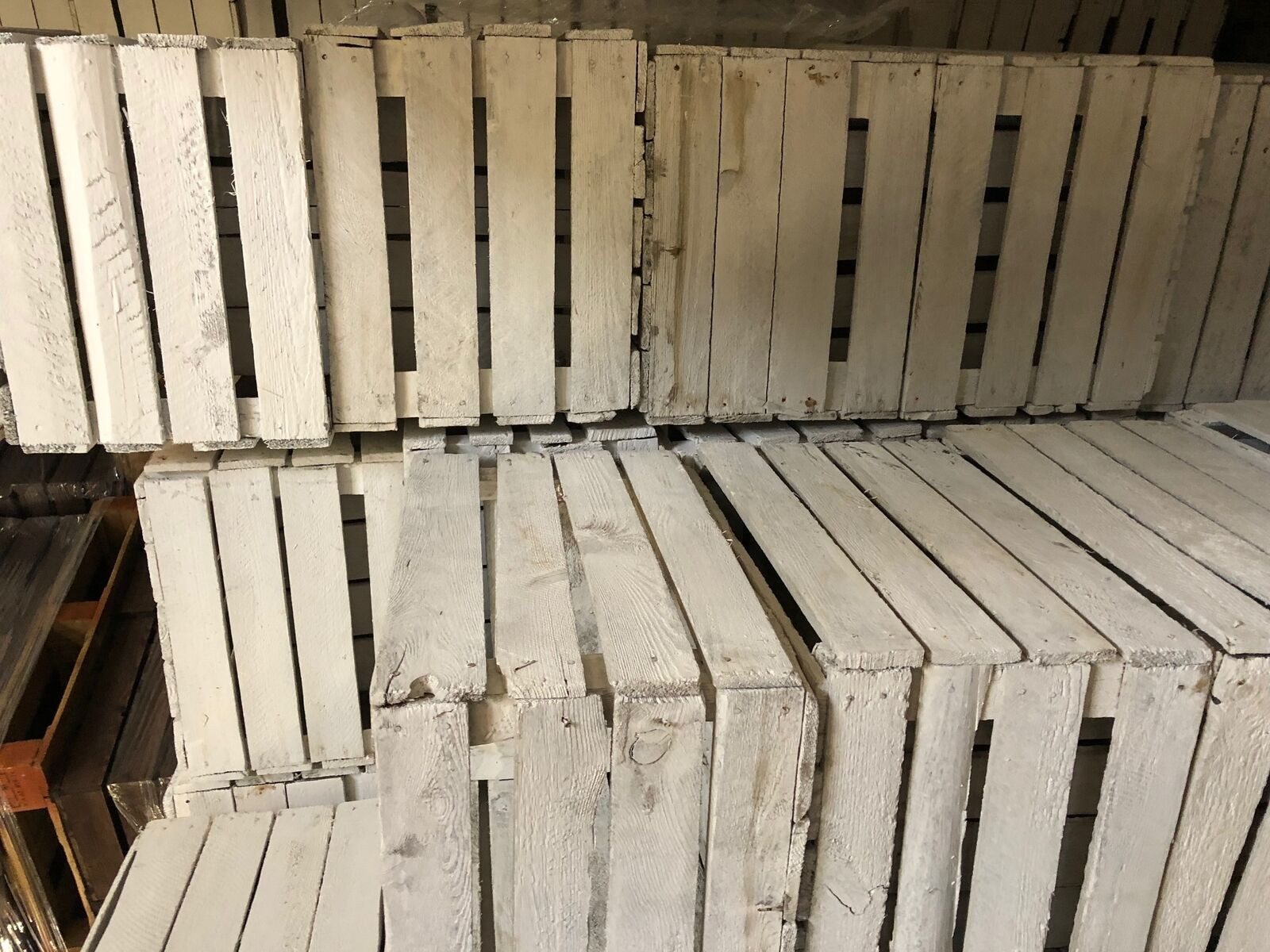 Kistenkolli Altes Land Allzweckkiste 4 Stück B Ware gebrauchte weiße Obstkisten shabby holzkisten