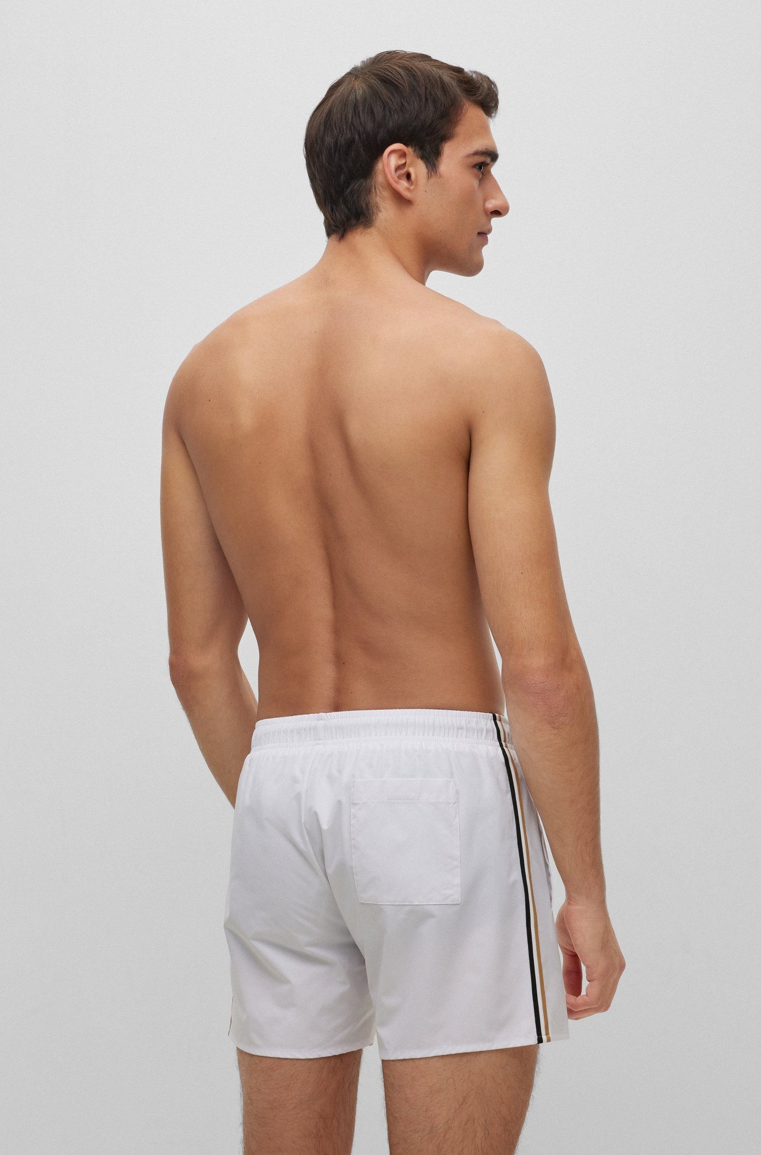 BOSS Badeshorts Iconic mit Gesäßtasche