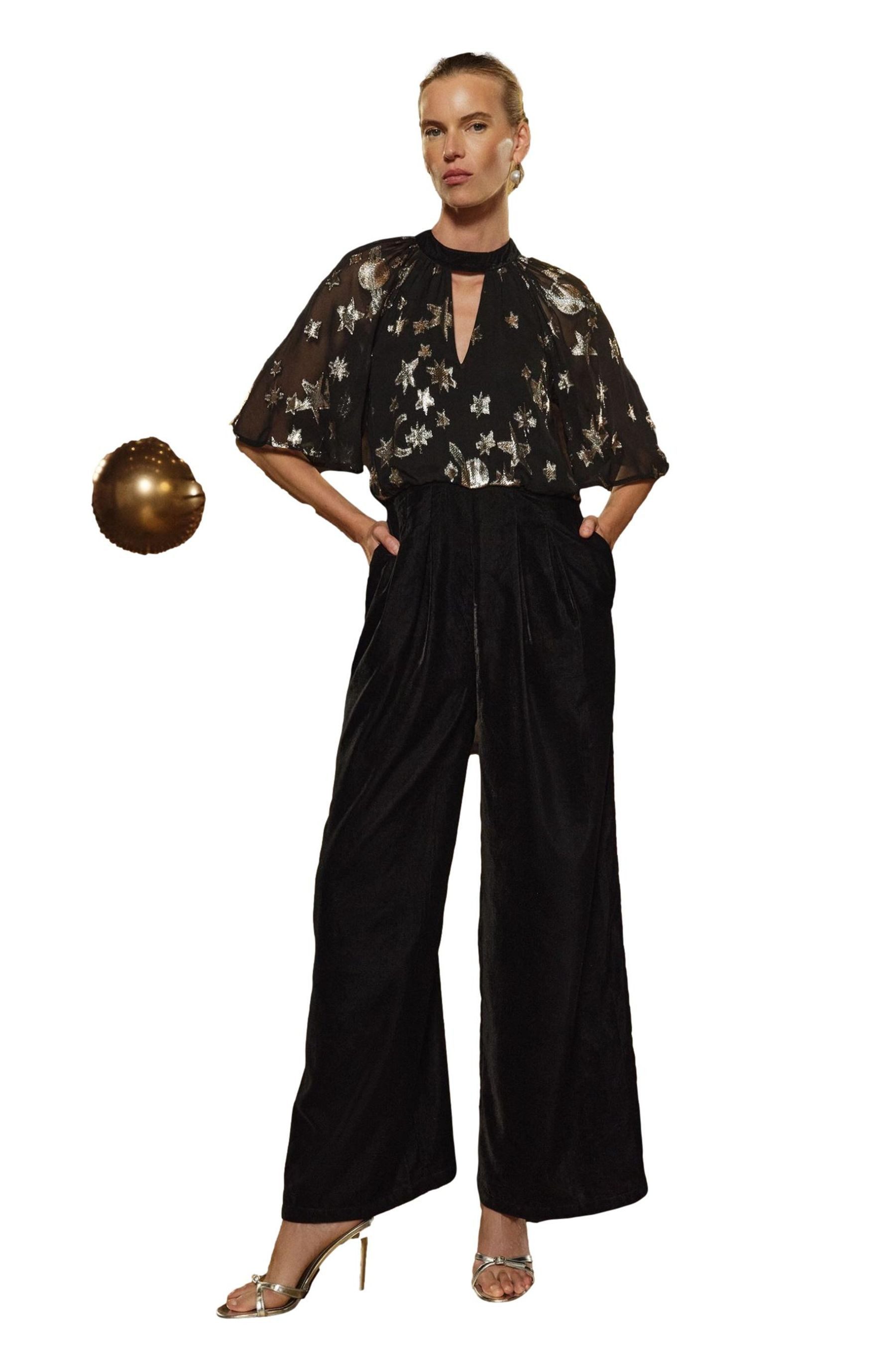 Love & Roses Jumpsuit Love & Roses Metallic-Jumpsuit mit weitem Bein (1-tlg)