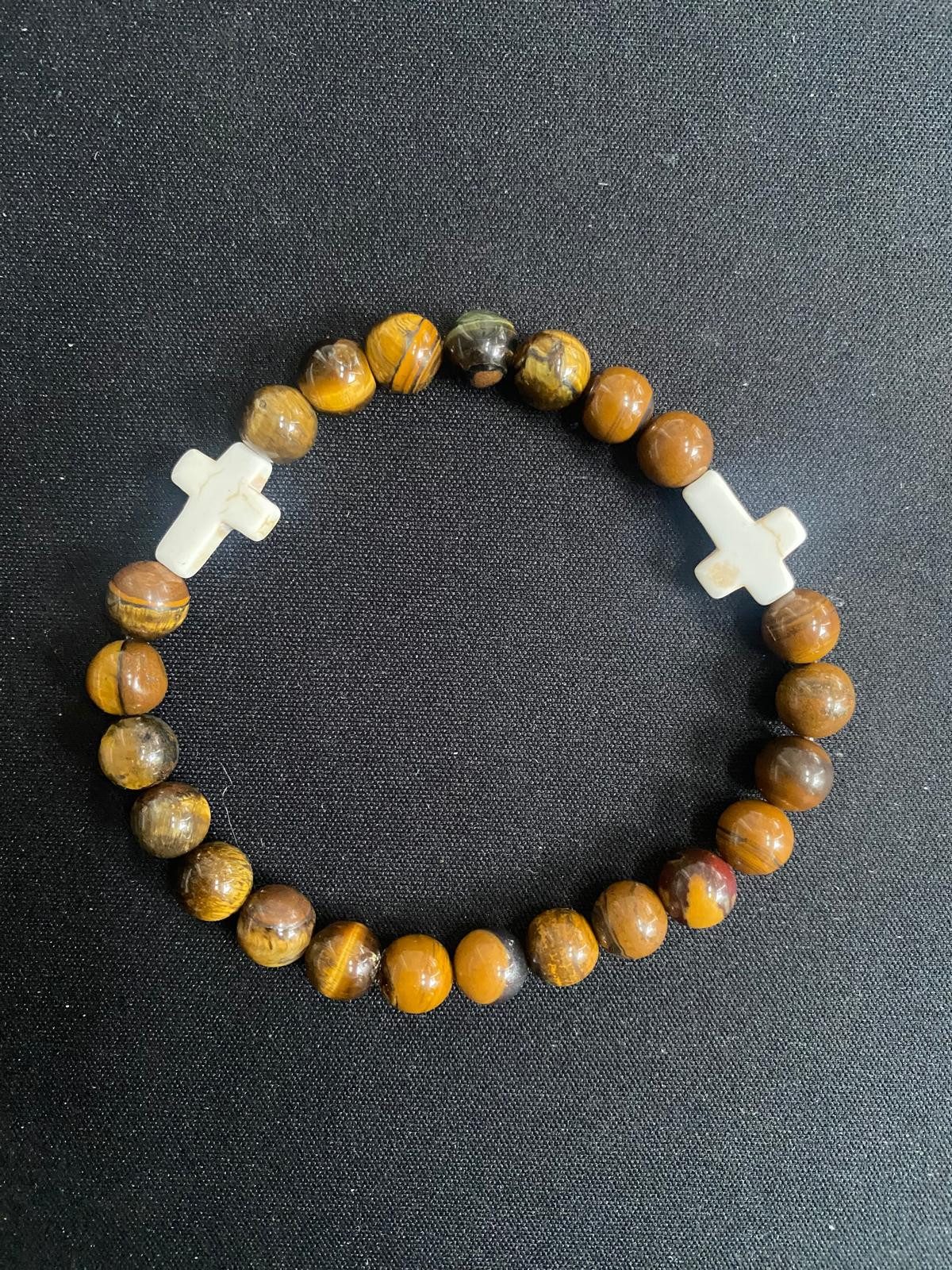 Aaron Bane Perlenarmband Tigerauge Edelstein Armband 3 Weiße Kreuze 23 Perlen (1-tlg)