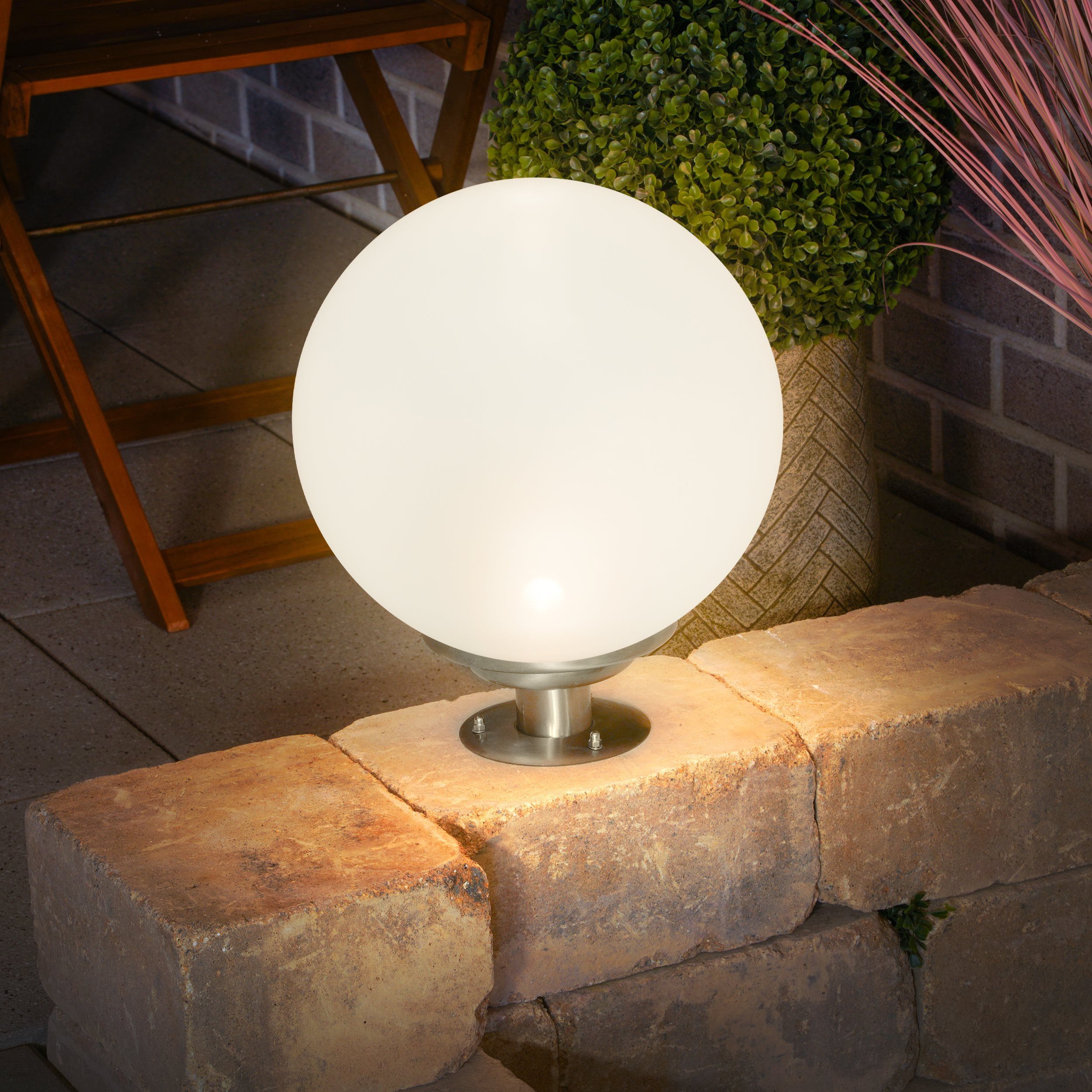 esotec LED Kugelleuchte Solarkugel mit Edelstahl-Standfuß ⌀30cm CCT 3 Lichtfarben außen 102636, LED fest integriert