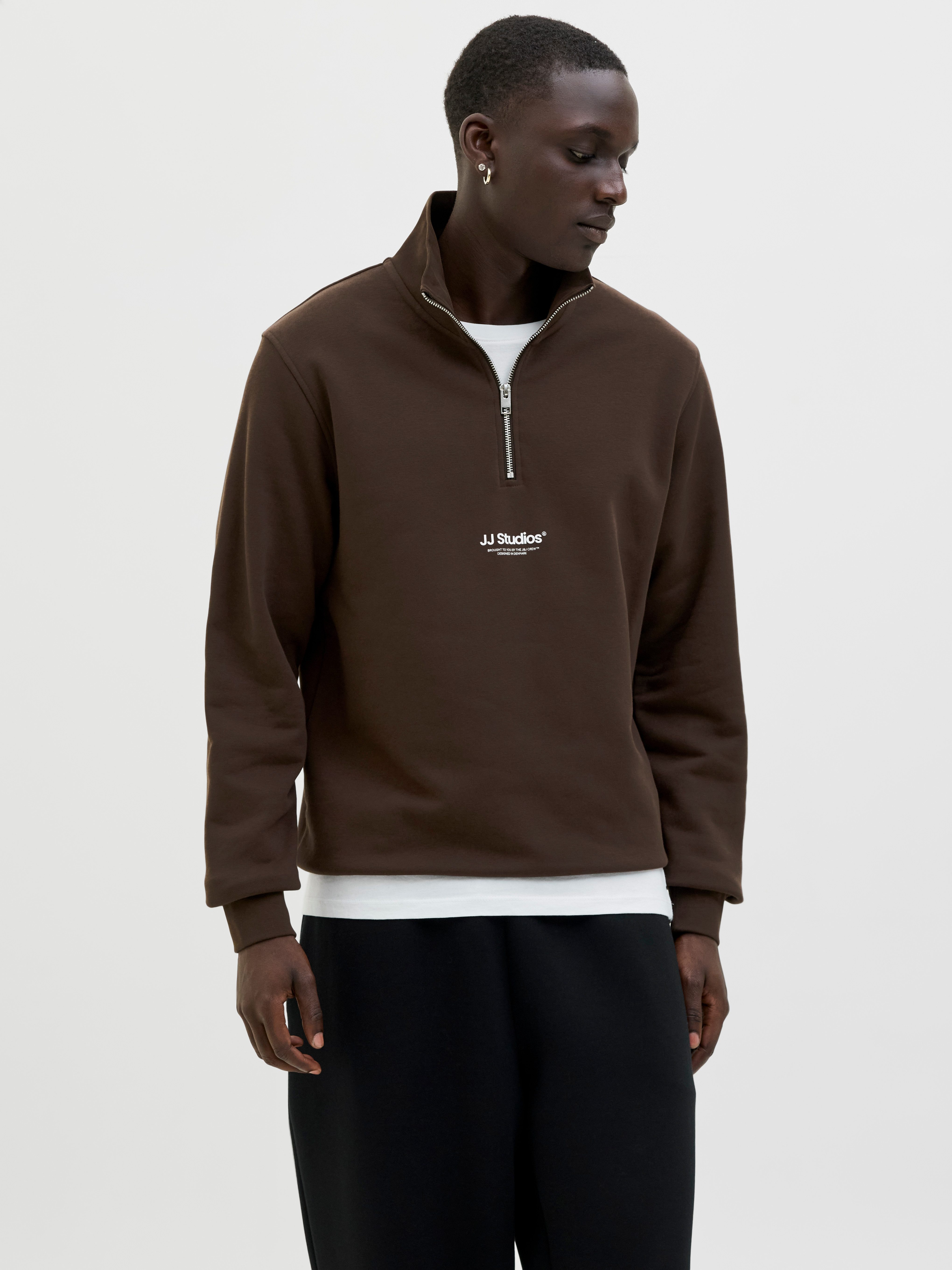 Jack & Jones Sweatshirt JJESOHO SWEAT QUARTER ZIP HN NOOS Baumwollmischung, relaxed fit