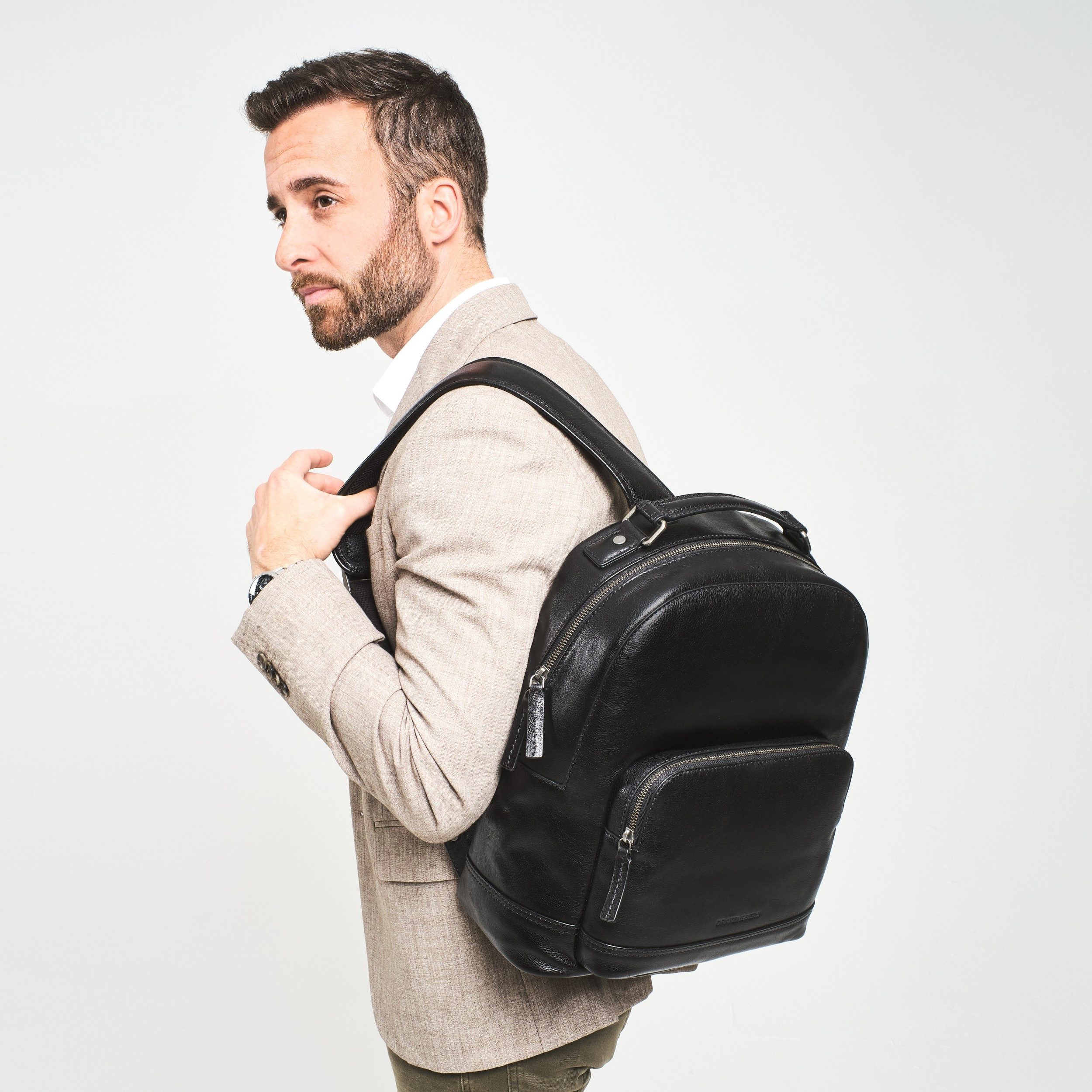 DRAKENSBERG Laptoprucksack »Georgio« Schwarz, elegant, für Herren, 15" Laptoprucksack, gepolstert, Trolley-Sleeve