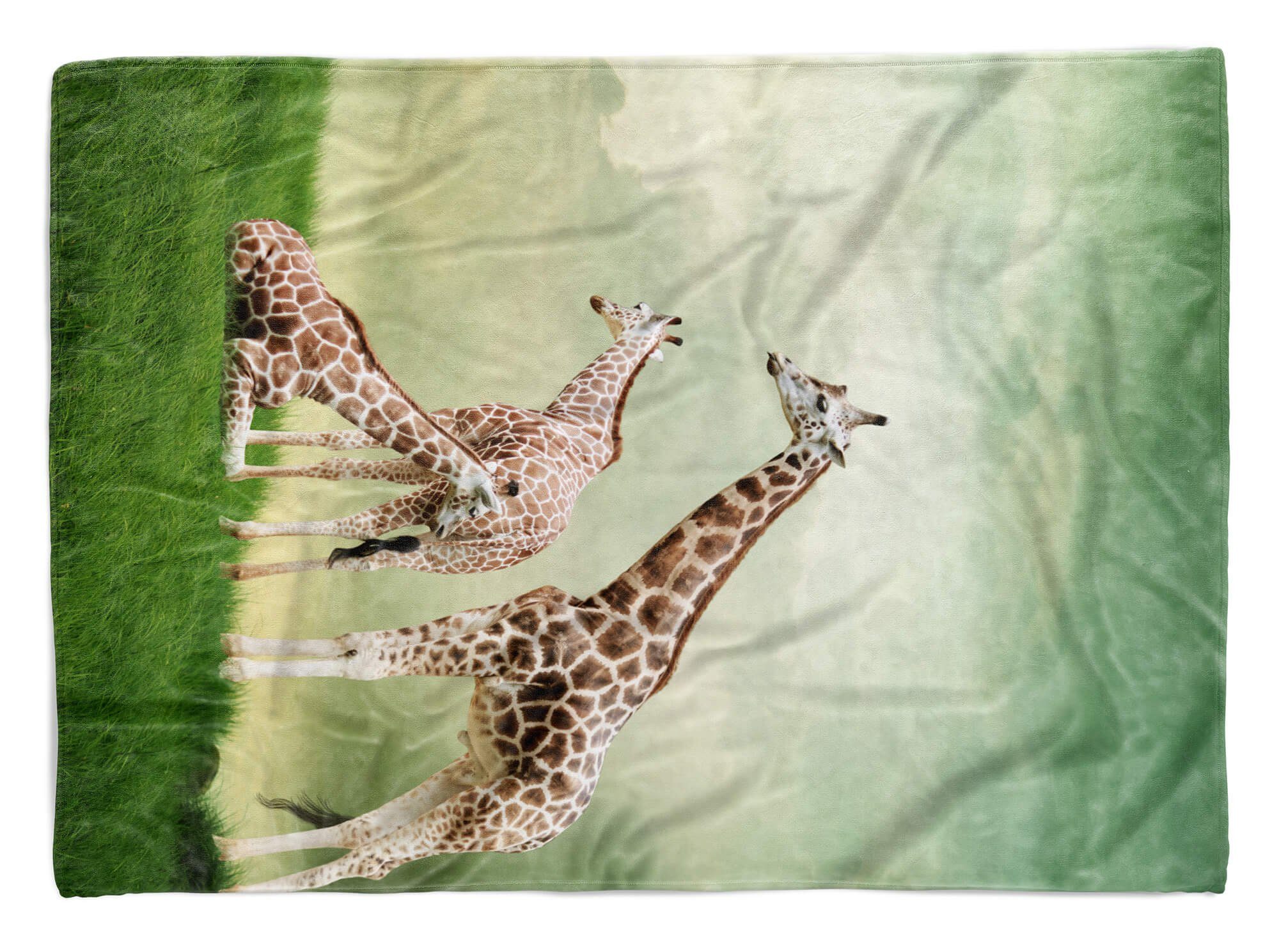 Sinus Art Handtücher Handtuch Strandhandtuch Saunatuch Kuscheldecke mit Tiermotiv Giraffe auf Wiese, Baumwolle-Polyester-Mix (1-St), Handtuch