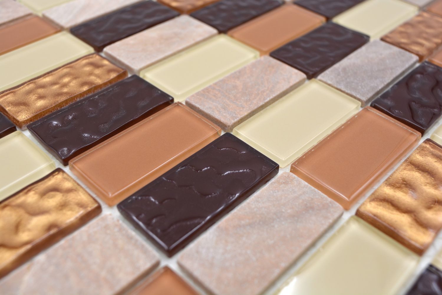 Mosani Mosaikfliesen selbst­kle­bende Naturstein Glas Fliesen 30x30 cm Fliesenaufkleber, Beige Braun Gold, Spritzwasserbereich geeignet, Küchenrückwand Spritzschutz