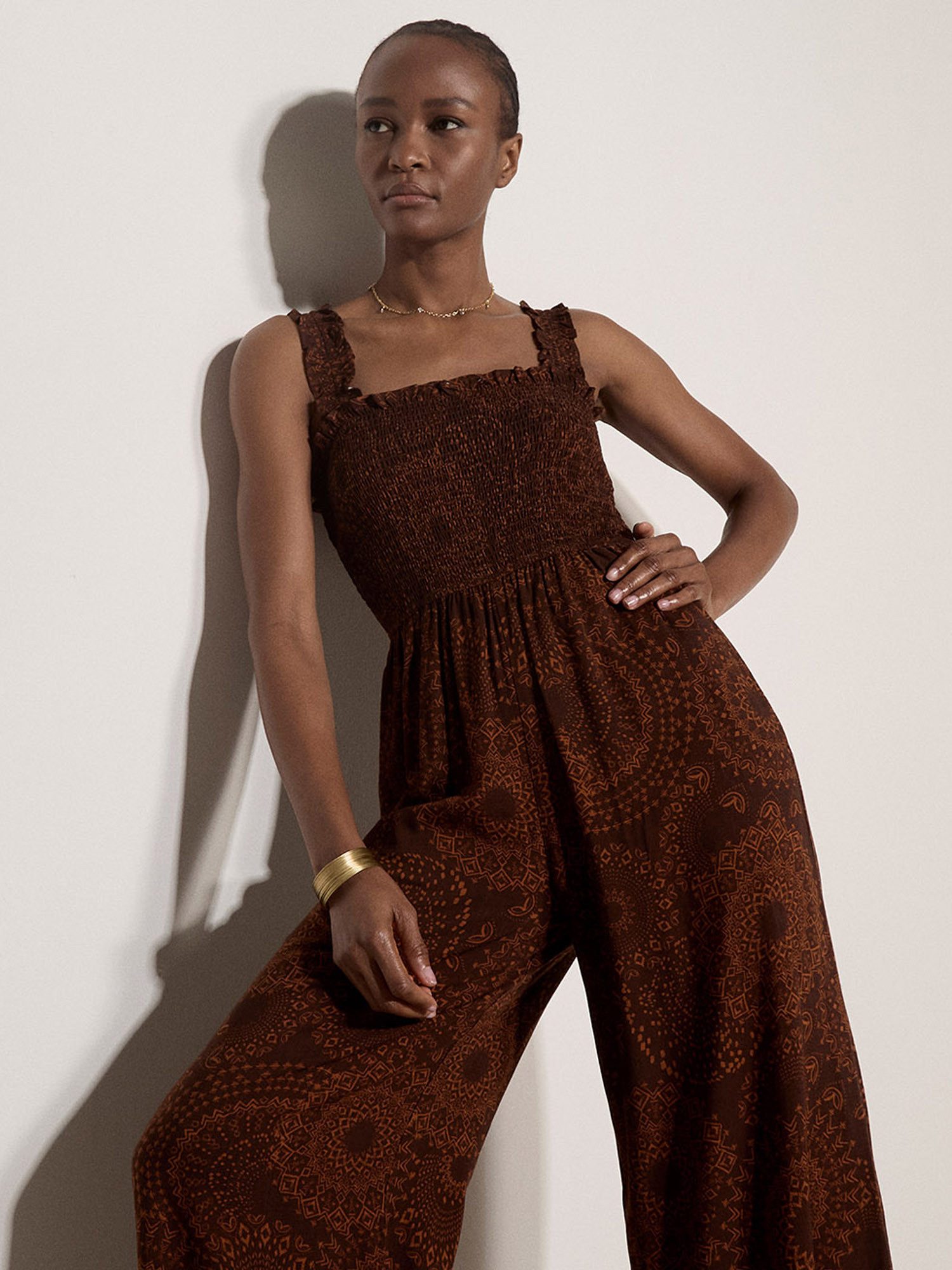 Apricot Jumpsuit Gemusterter Jumpsuit mit gerafftem Bein mit Smokdetails