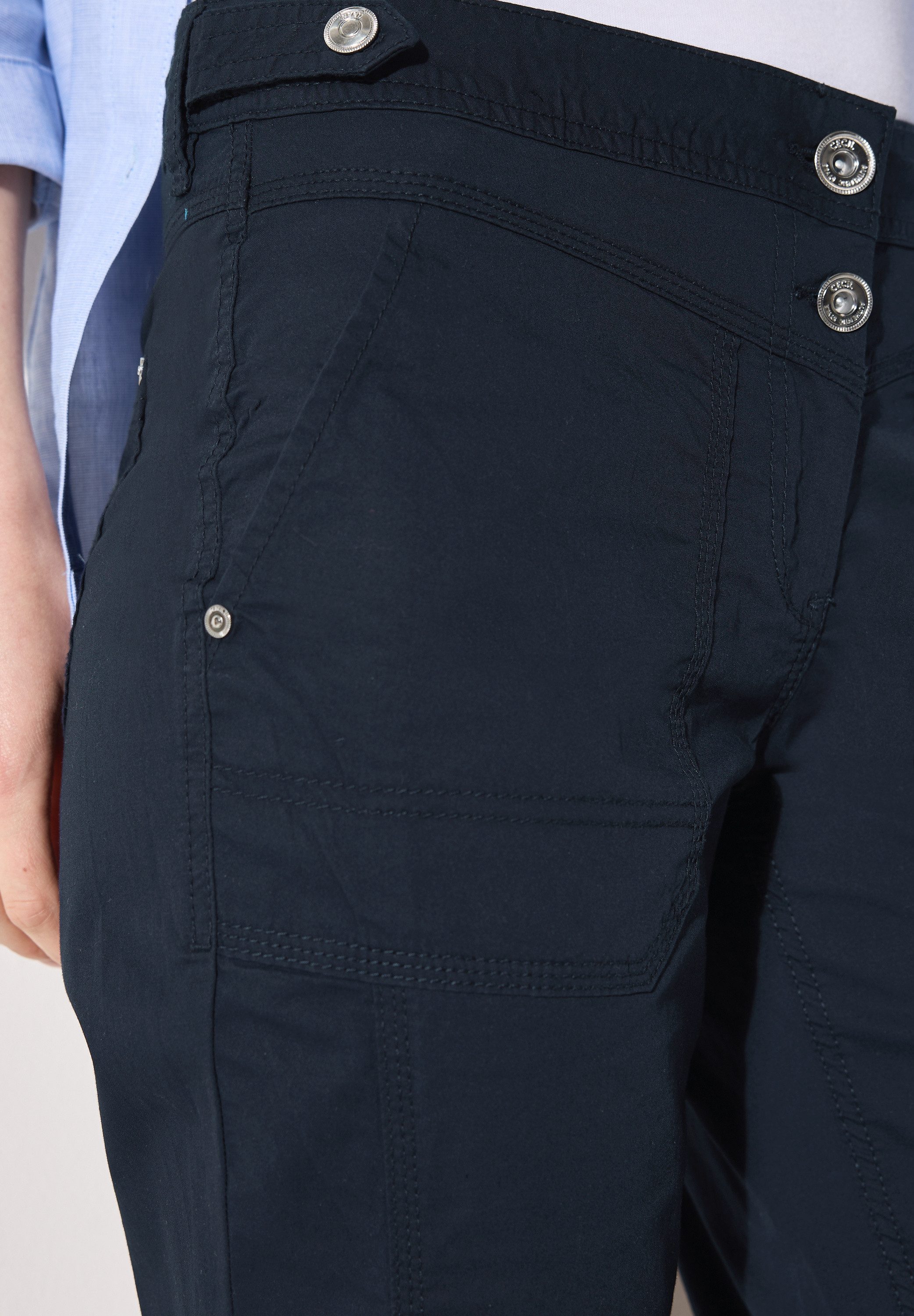 CECIL Caprihose Style New York Sommerhose mit Knopfdetails am Bund