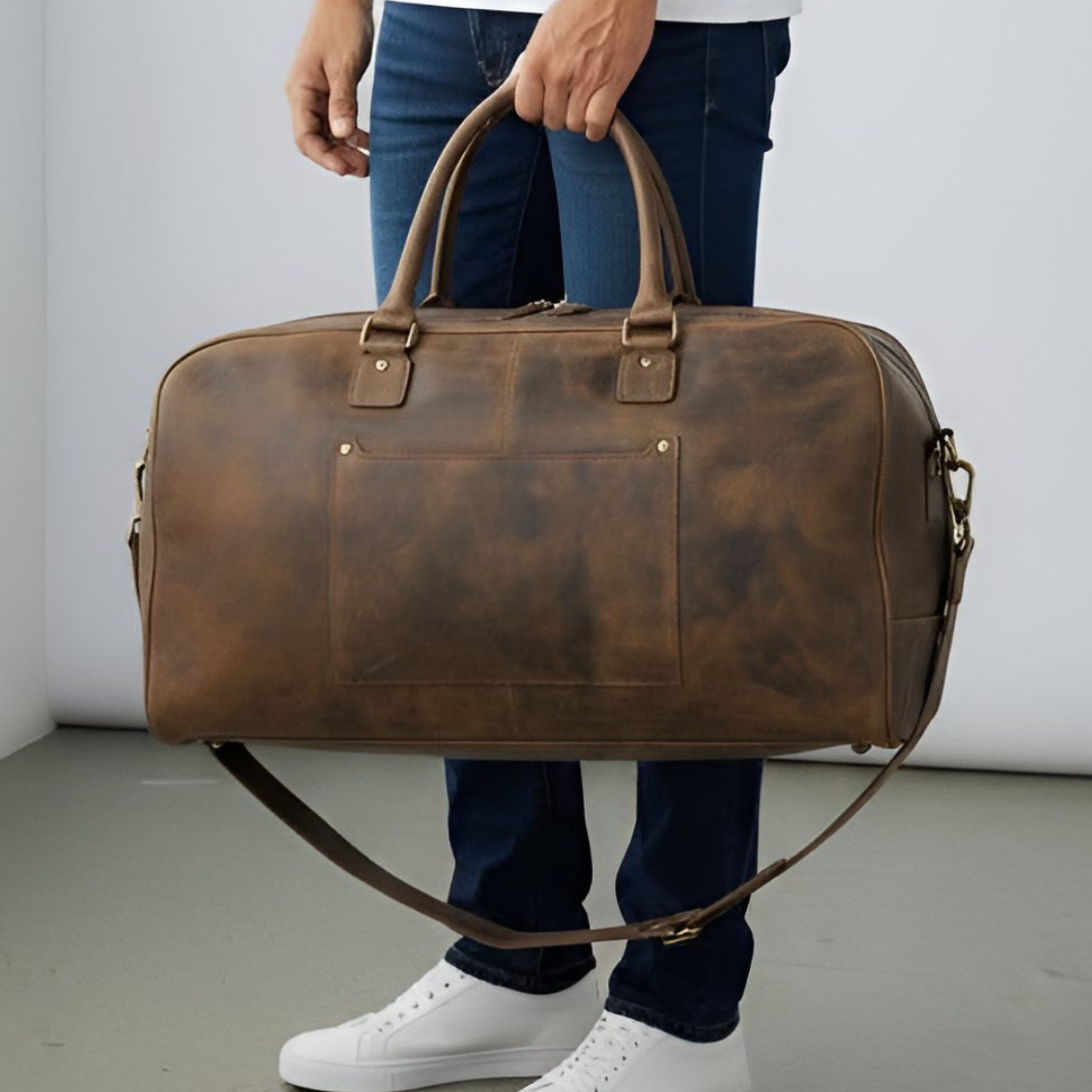 Ella Eisvogel Weekender Echtleder Reisetasche Weekender aus Rindleder – Leder Sporttasche, Hochwertige Leder-Reisetasche mit großzügigem Stauraum, Vintage-Optik
