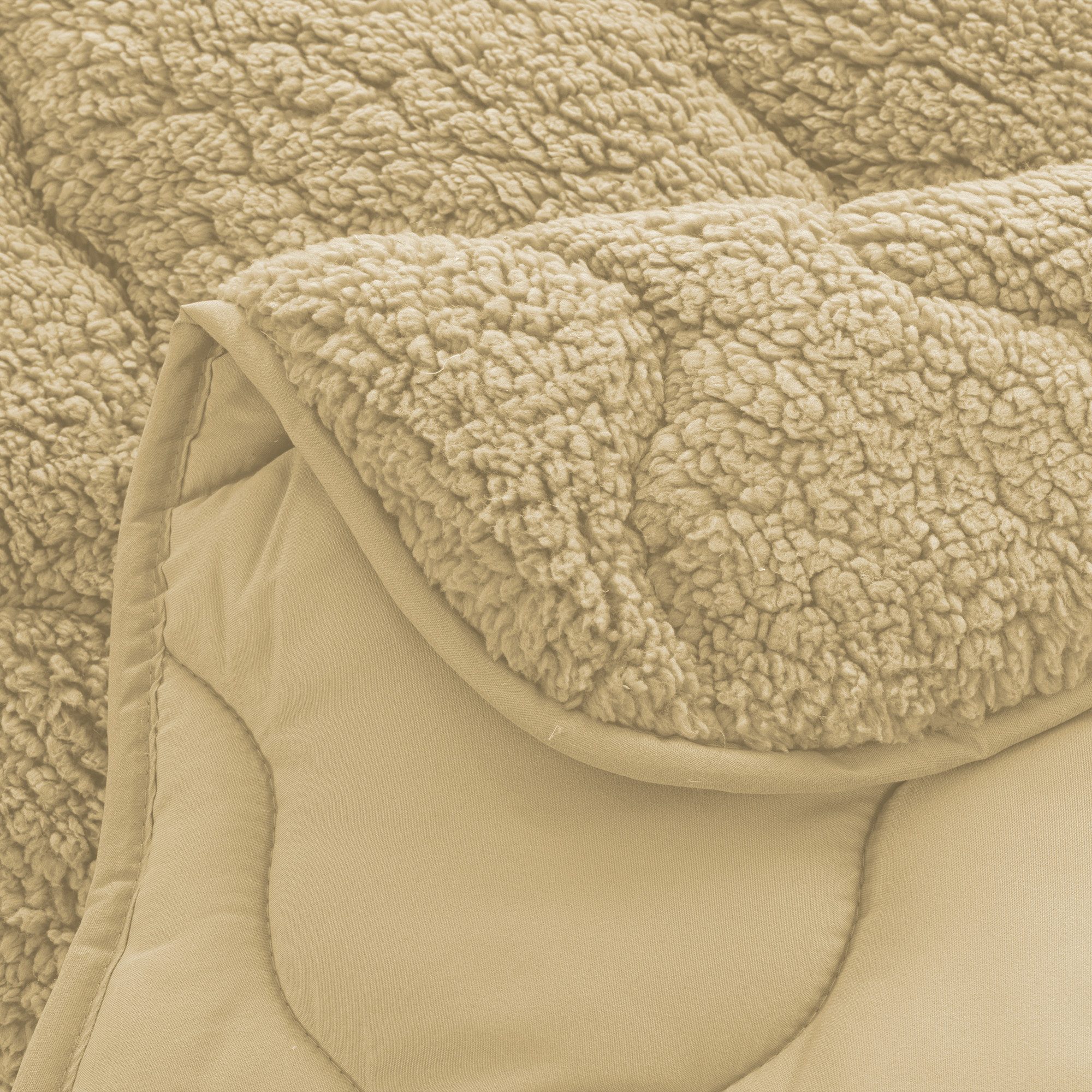 OTTO home Microfaserbettdecke Elvia, Teddy Plüsch Bettdecke, Warme Winter Uni Bettdecke