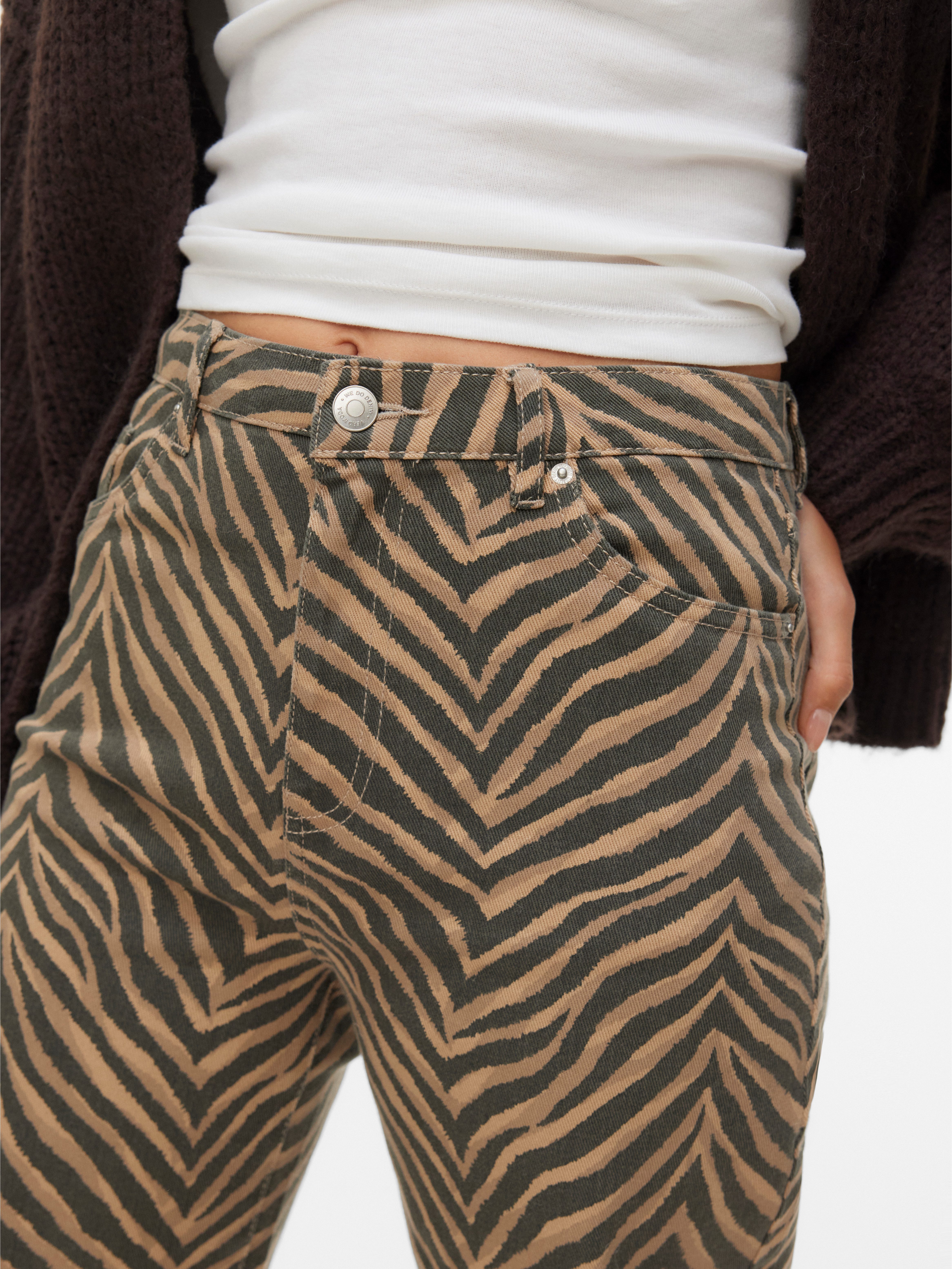 Vero Moda High-waist-Jeans VMTESSA HR WIDE STRETCH AOP JEANS NOOS